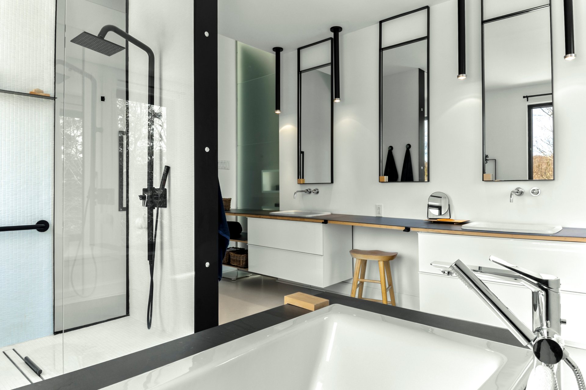 Photo - Salle de bains attenante à la CCP