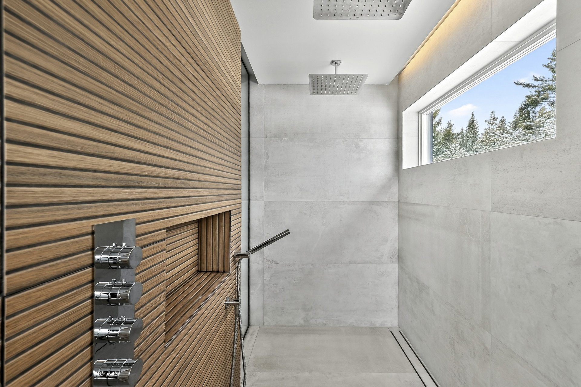 Photo - Salle de bains attenante à la CCP