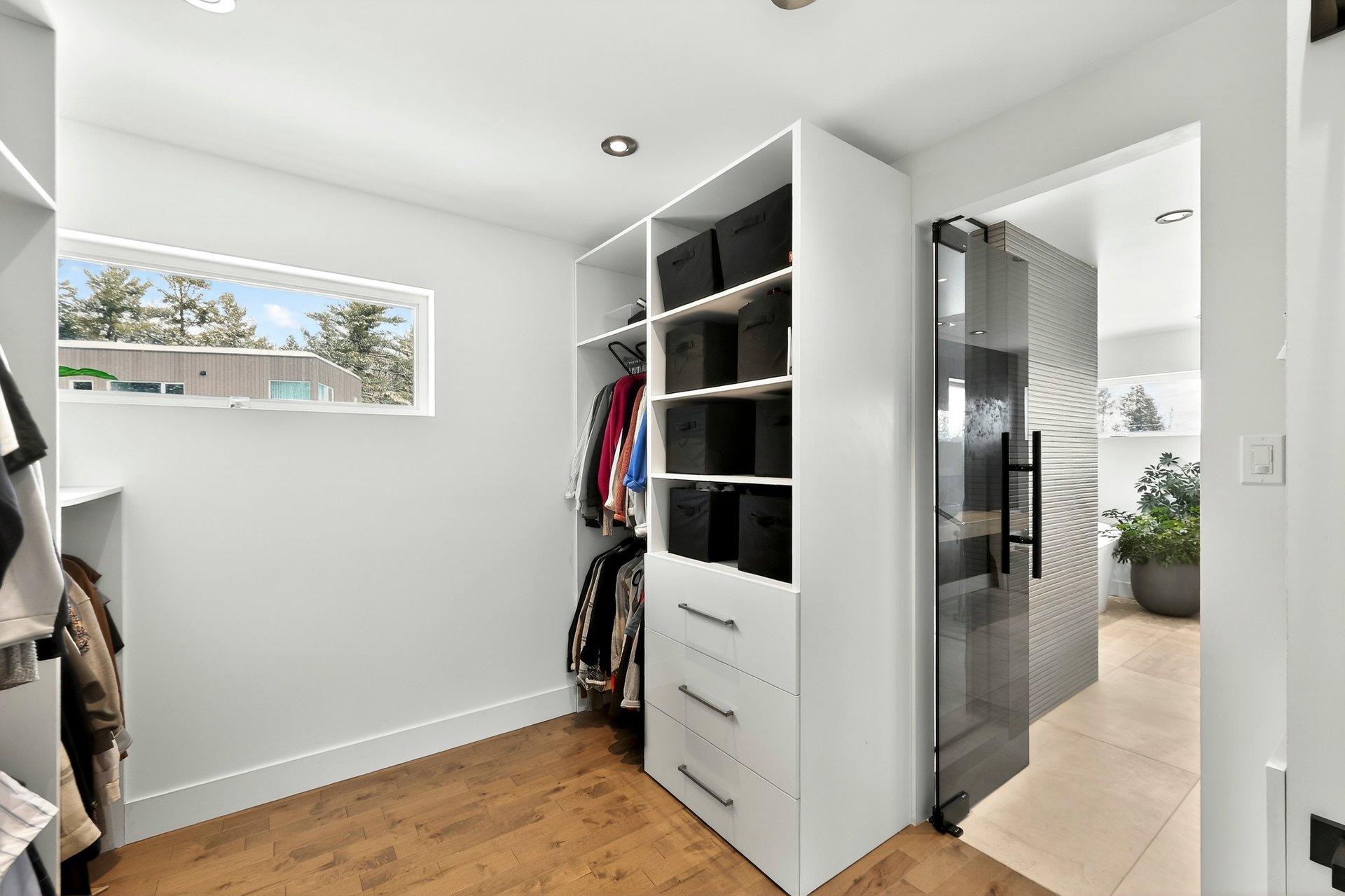 Photo - Penderie (Walk-in)