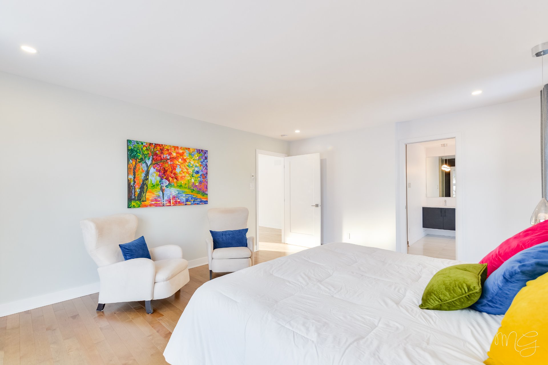 Photo - Primary bedroom