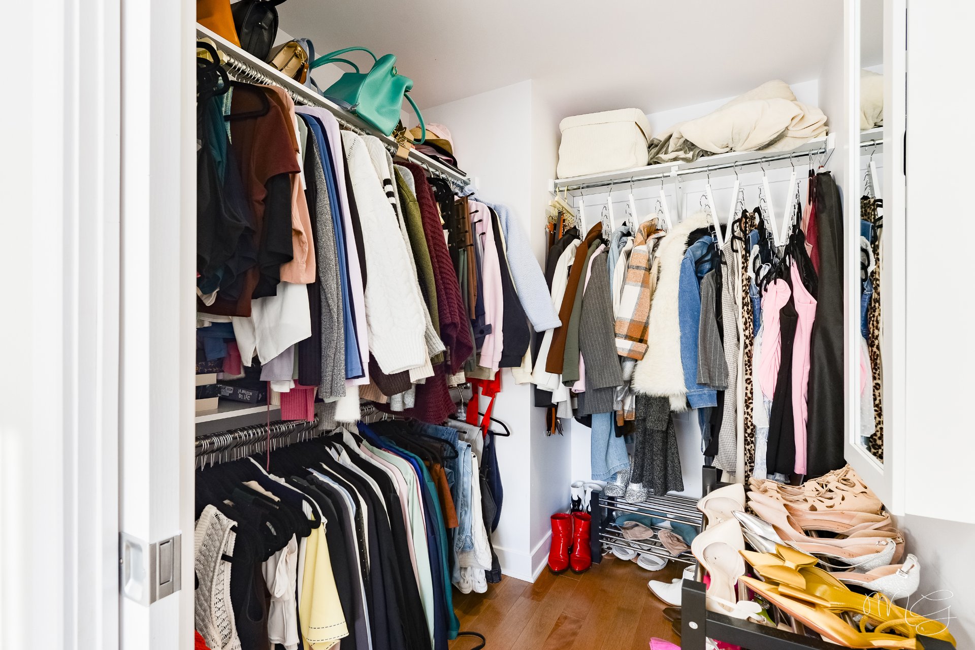 Photo - Walk-in closet