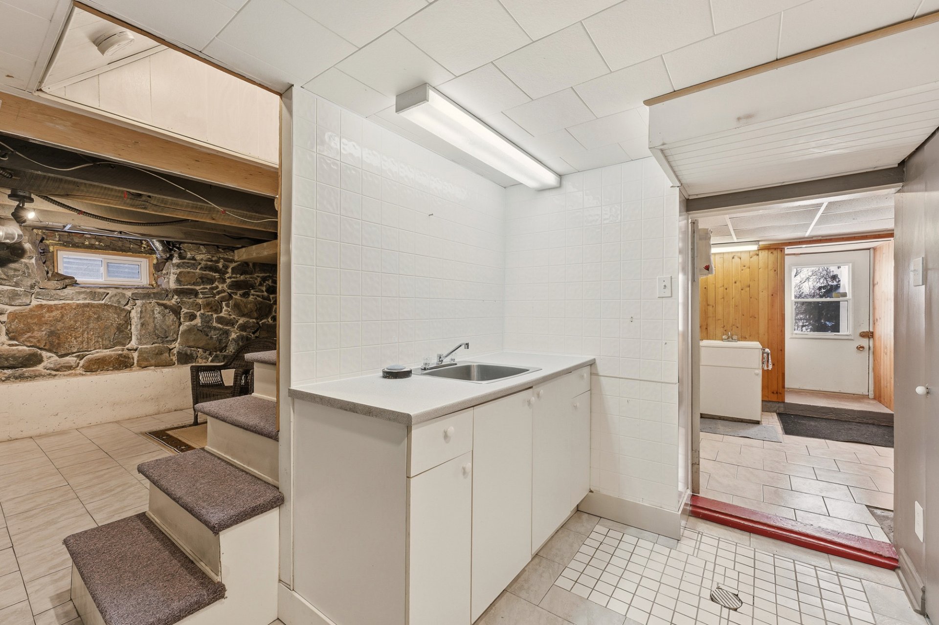 Photo - Laundry room