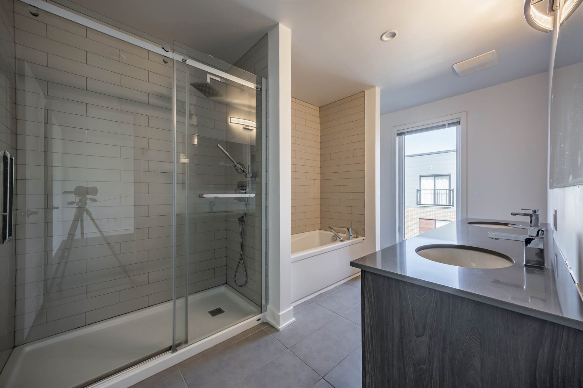 Salle de bains attenante à la CCP