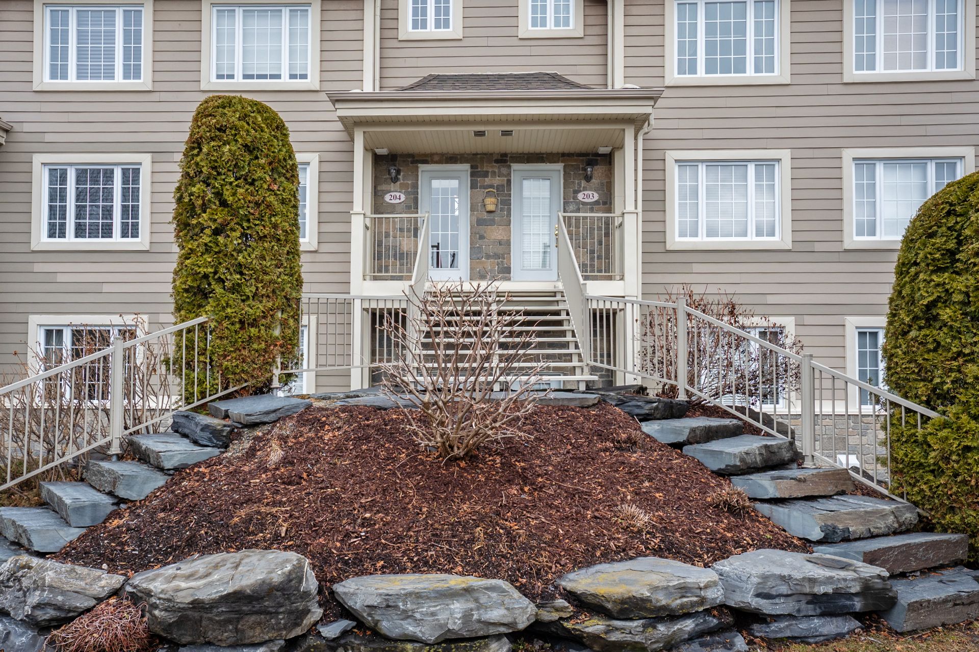 Photo - Entrée extérieure