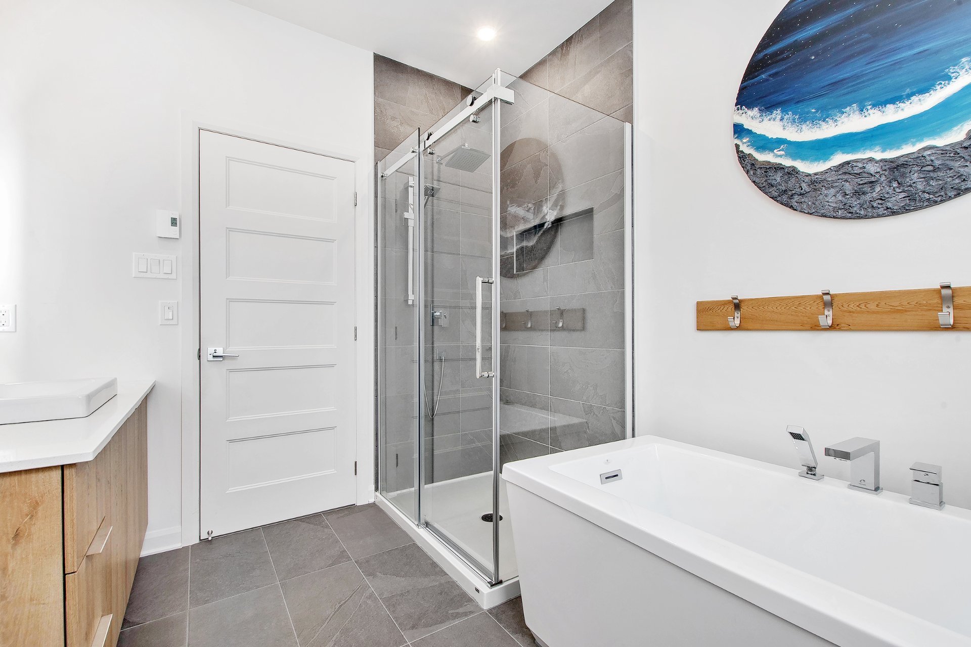 Salle de bains attenante à la CCP