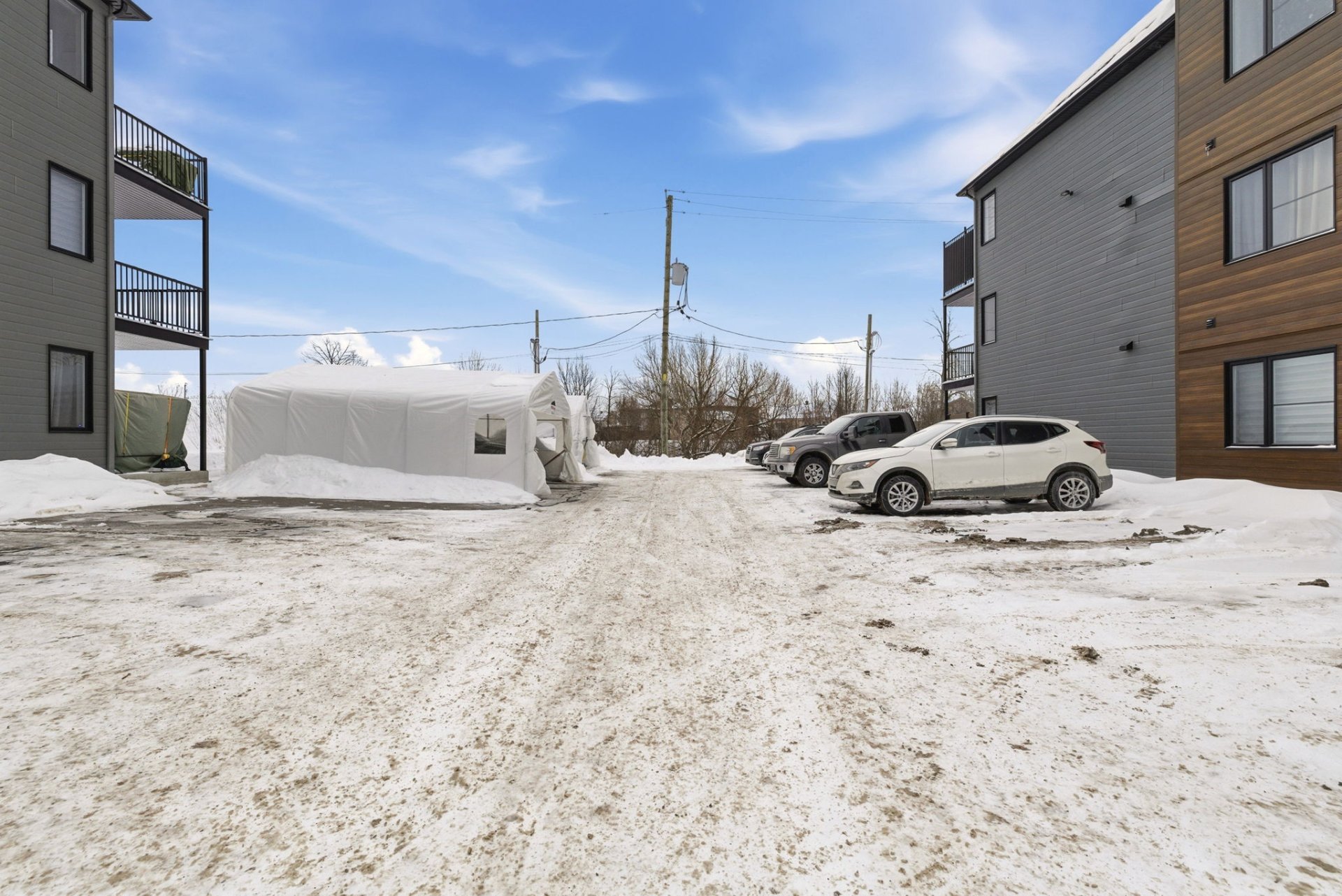 Photo - Stationnement