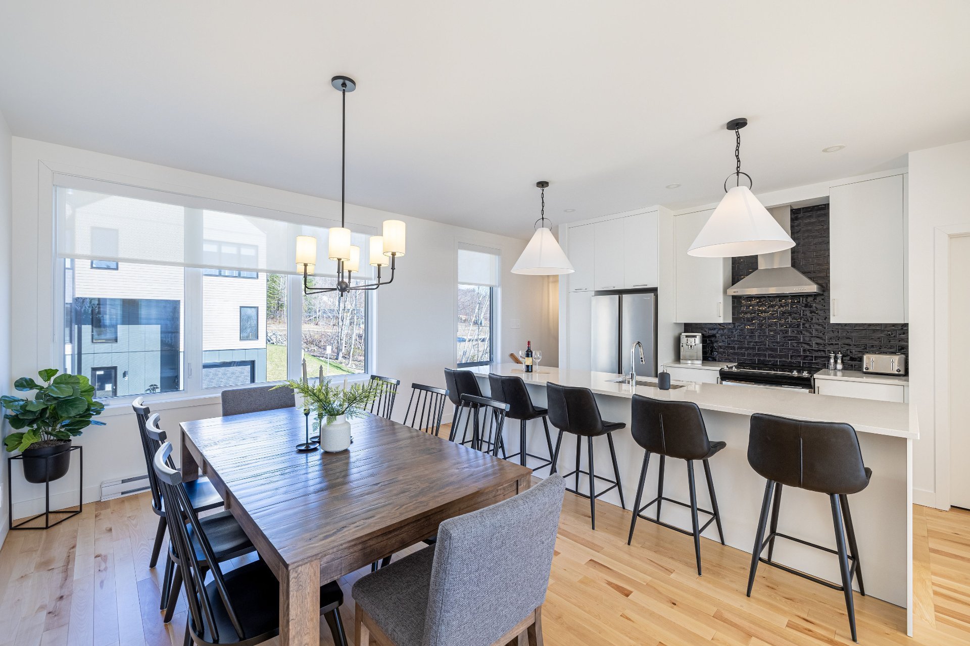 Photo - Salle à manger