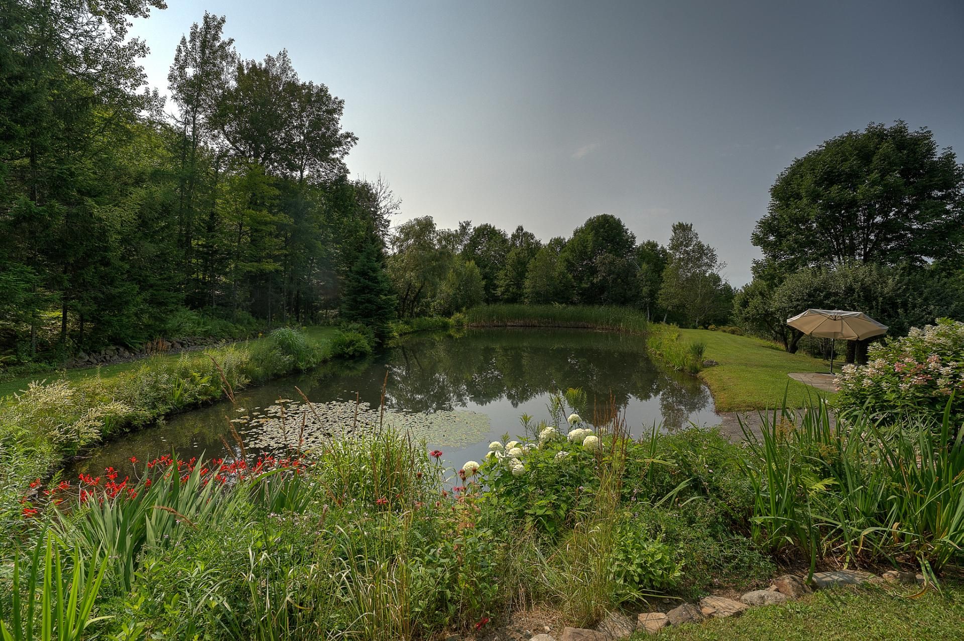 Photo - Access to a body of water