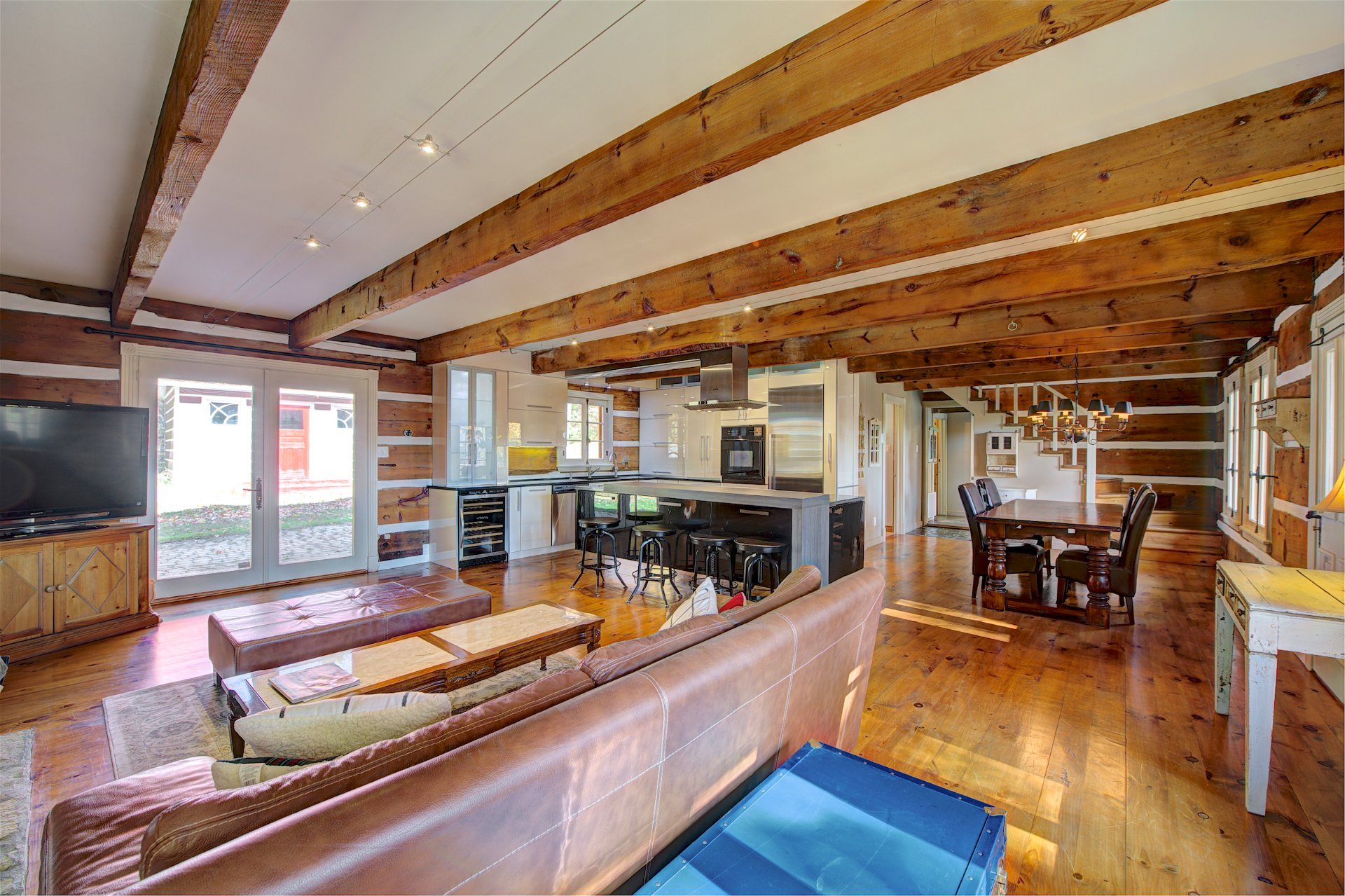 Photo - Overall View