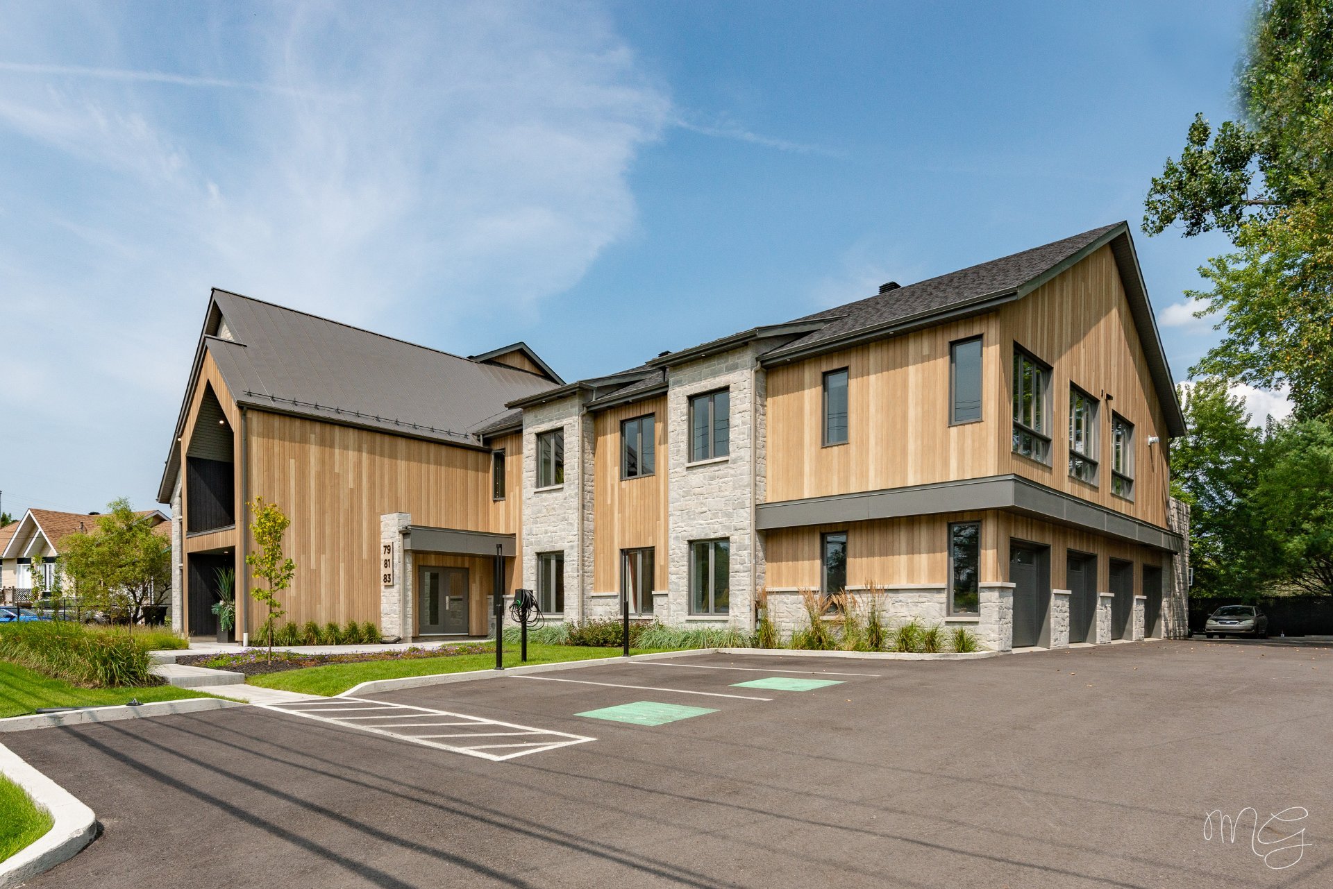 Photo - Stationnement