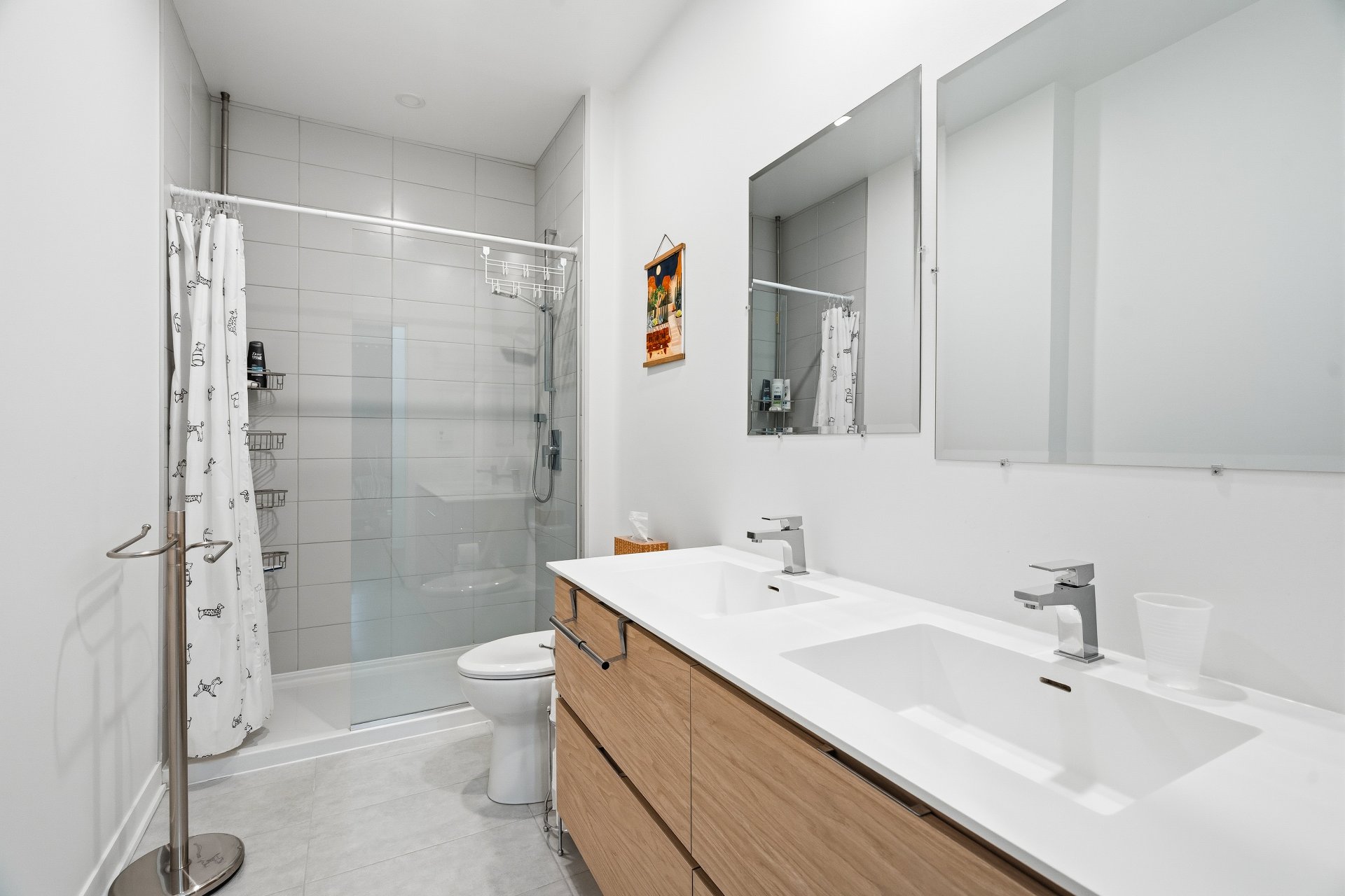 Photo - Salle de bains attenante à la CCP