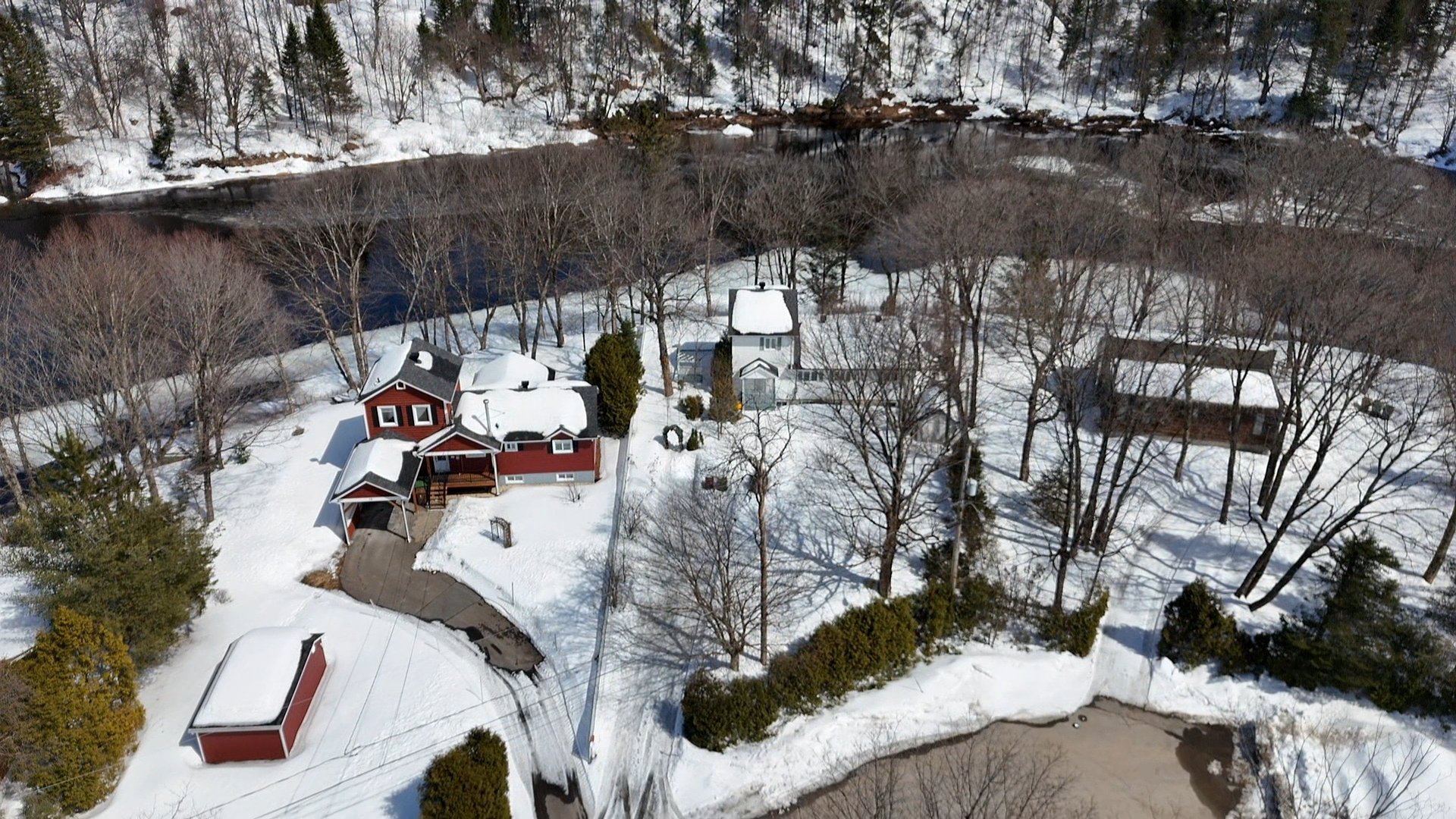 Photo - Overall View