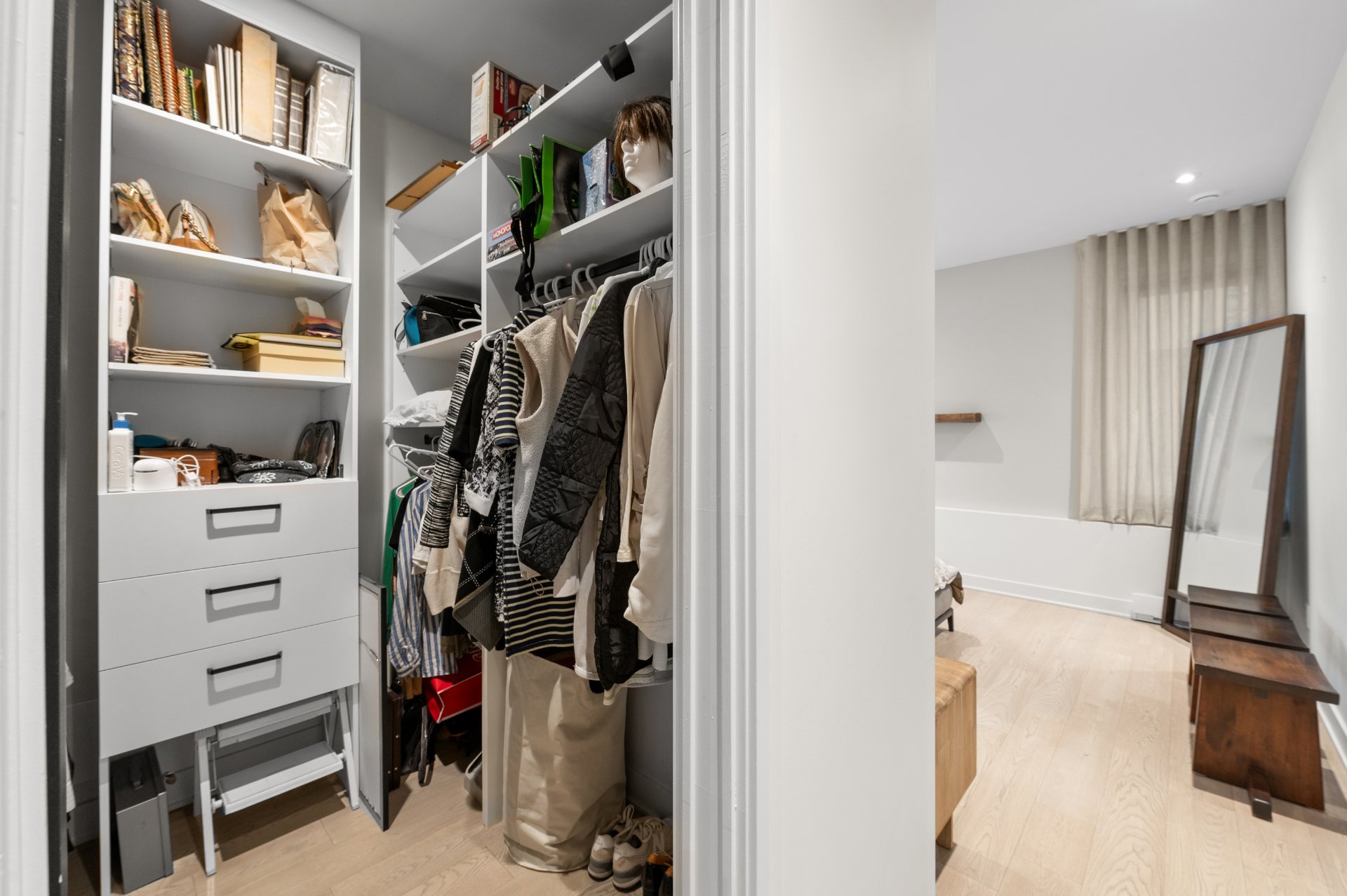 Photo - Penderie (Walk-in)