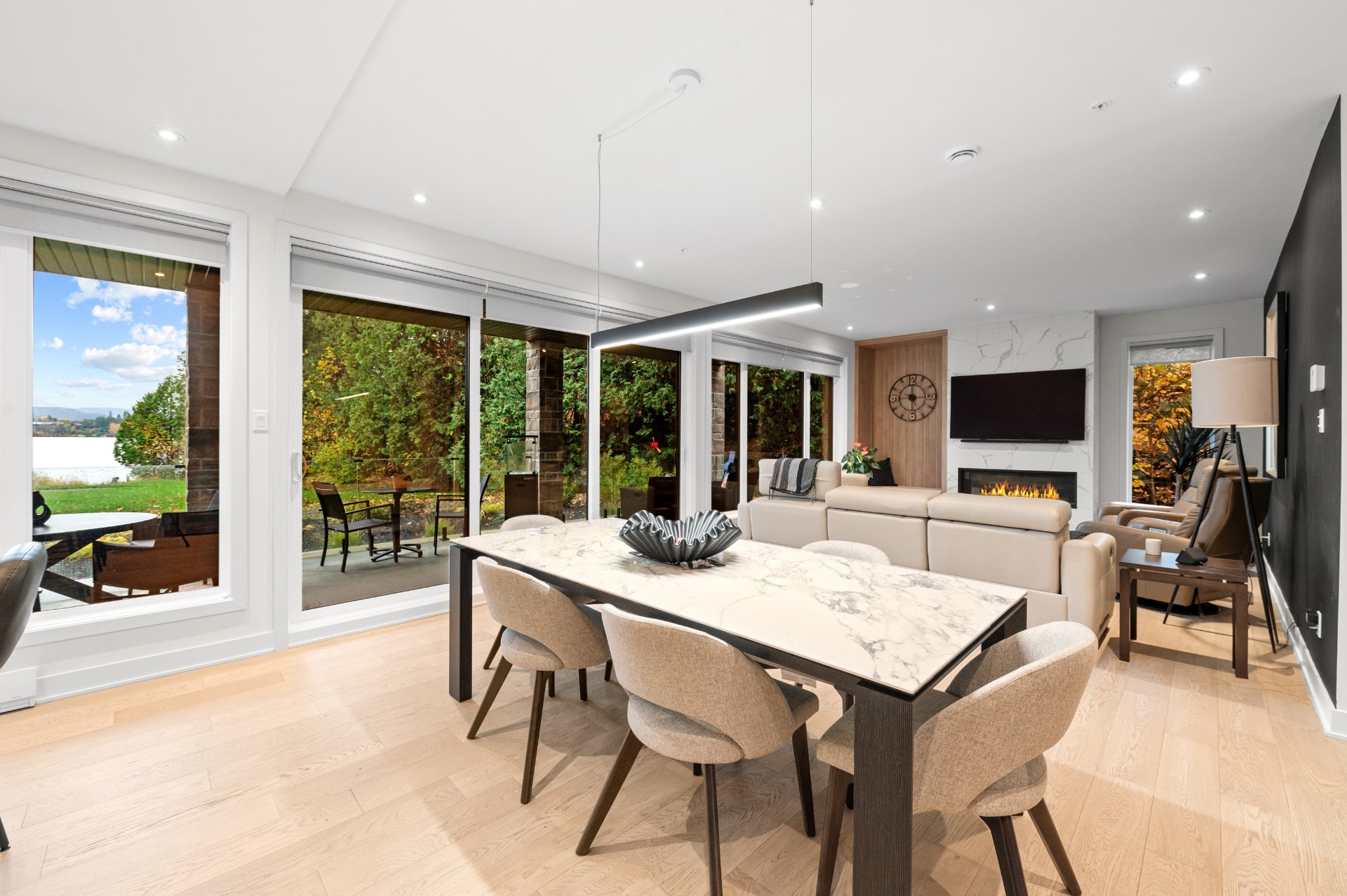 Photo - Salle à manger