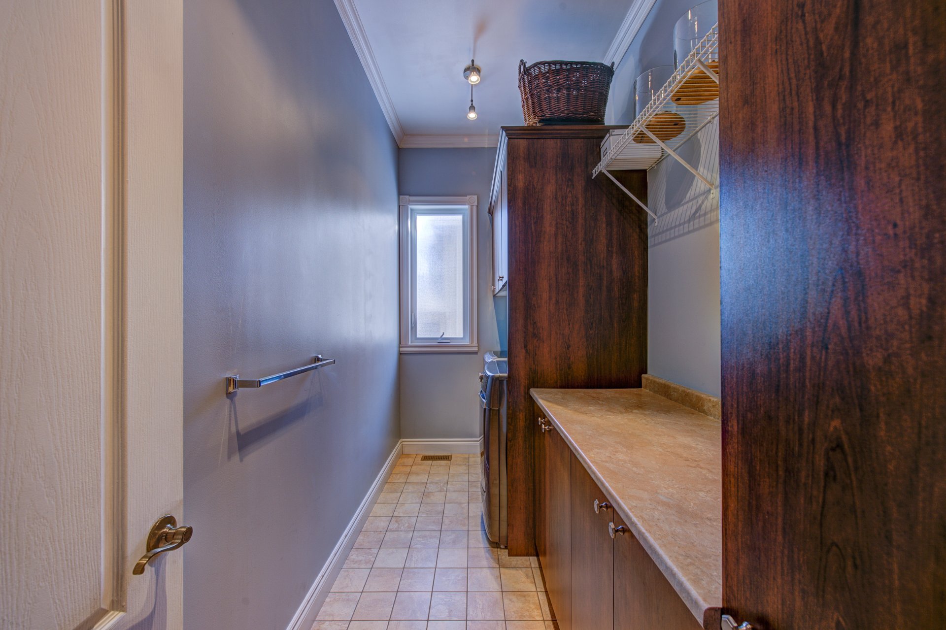 Photo - Laundry room