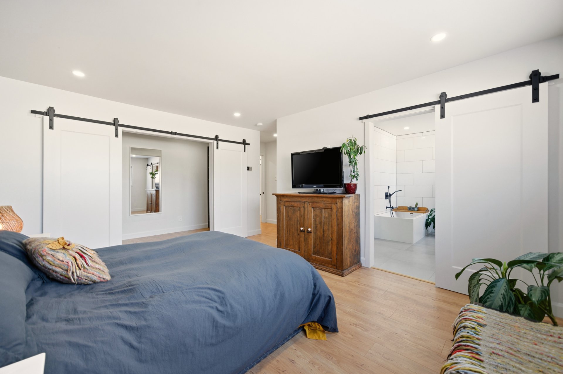 Photo - Primary bedroom