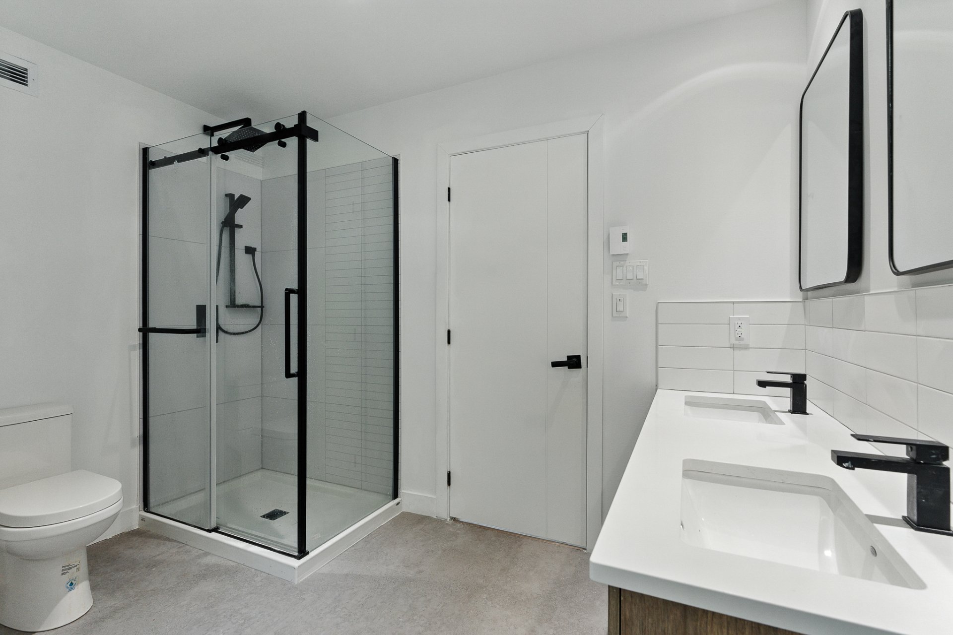 Salle de bains attenante à la CCP