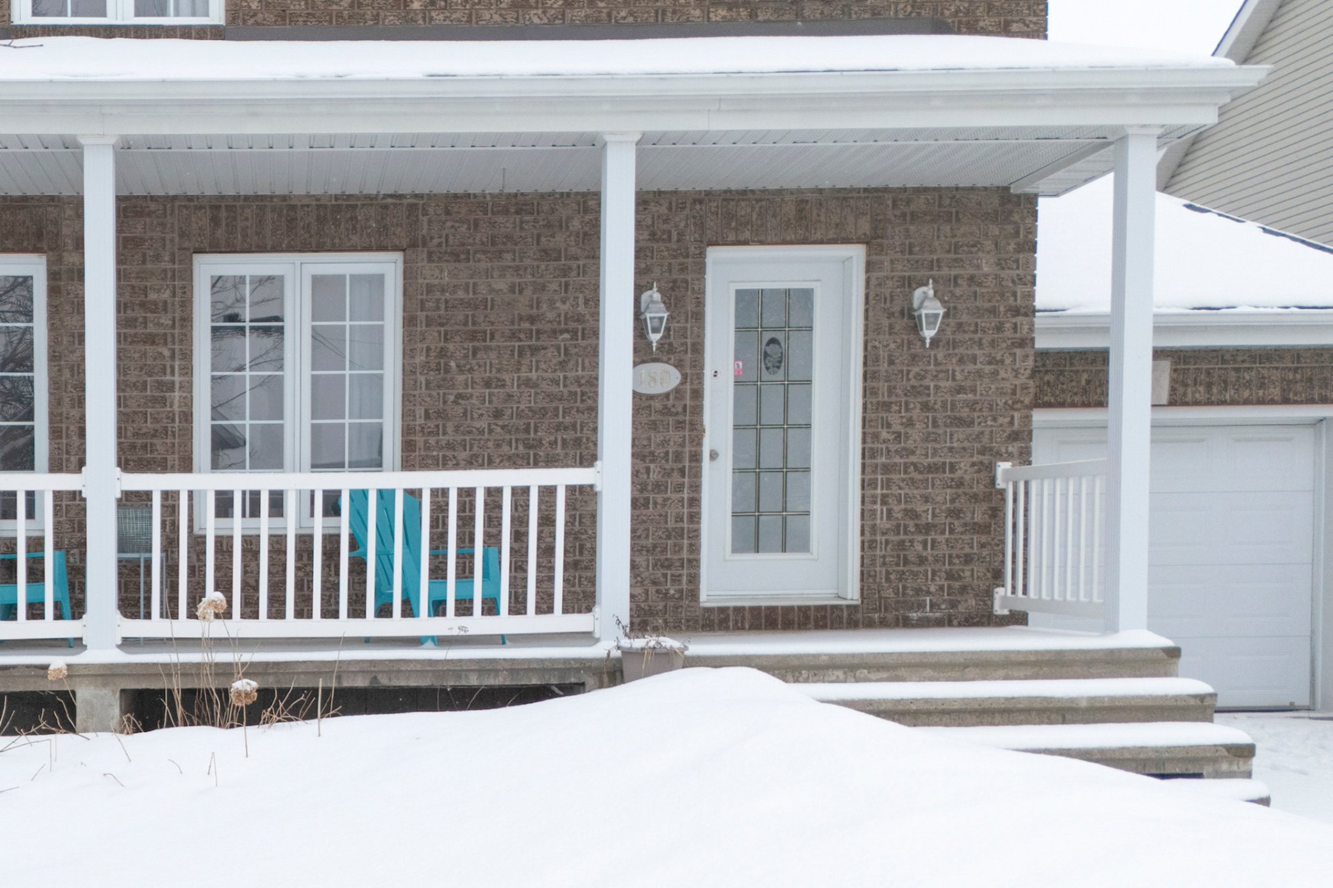 Photo - Exterior entrance