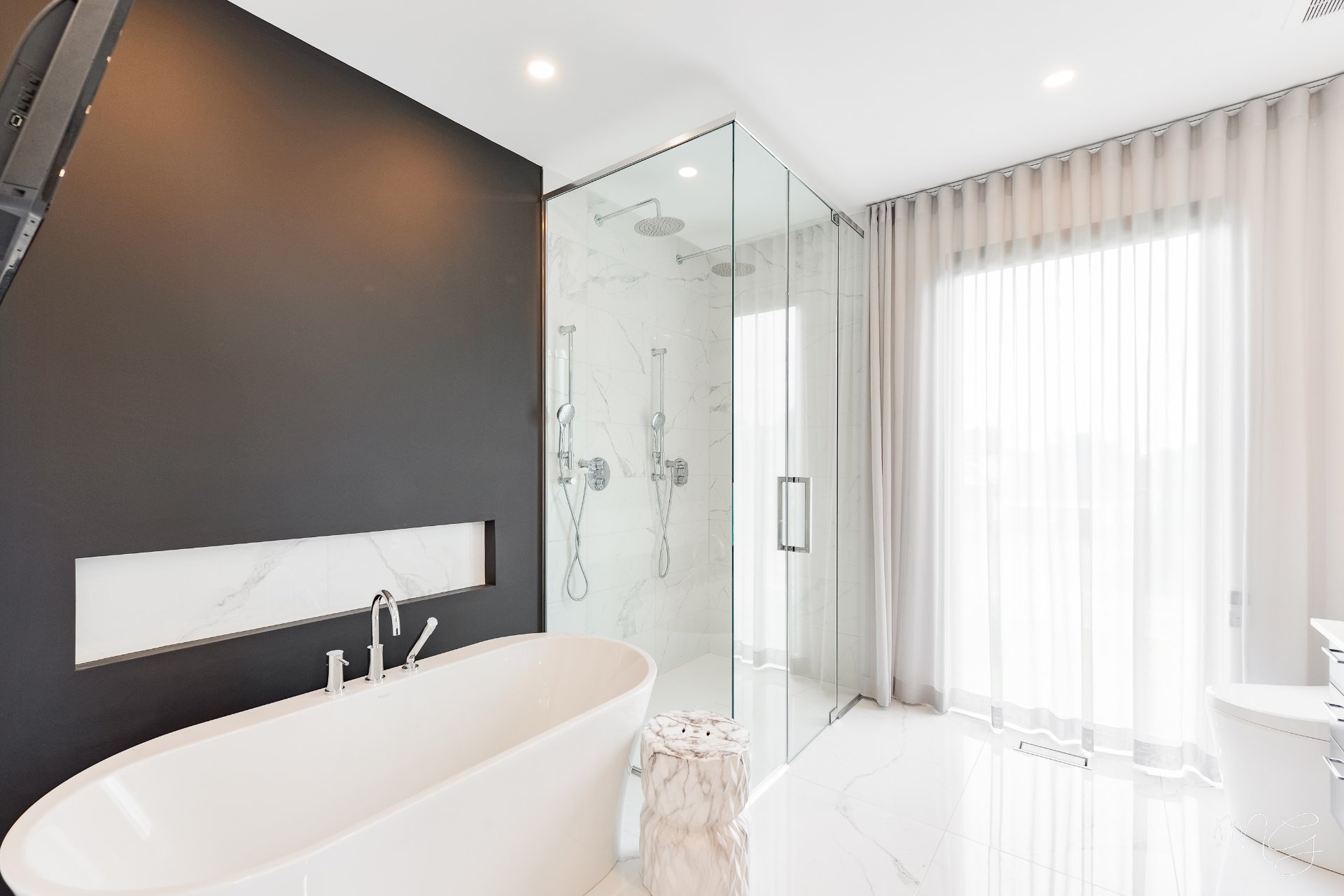 Photo - Salle de bains attenante à la CCP