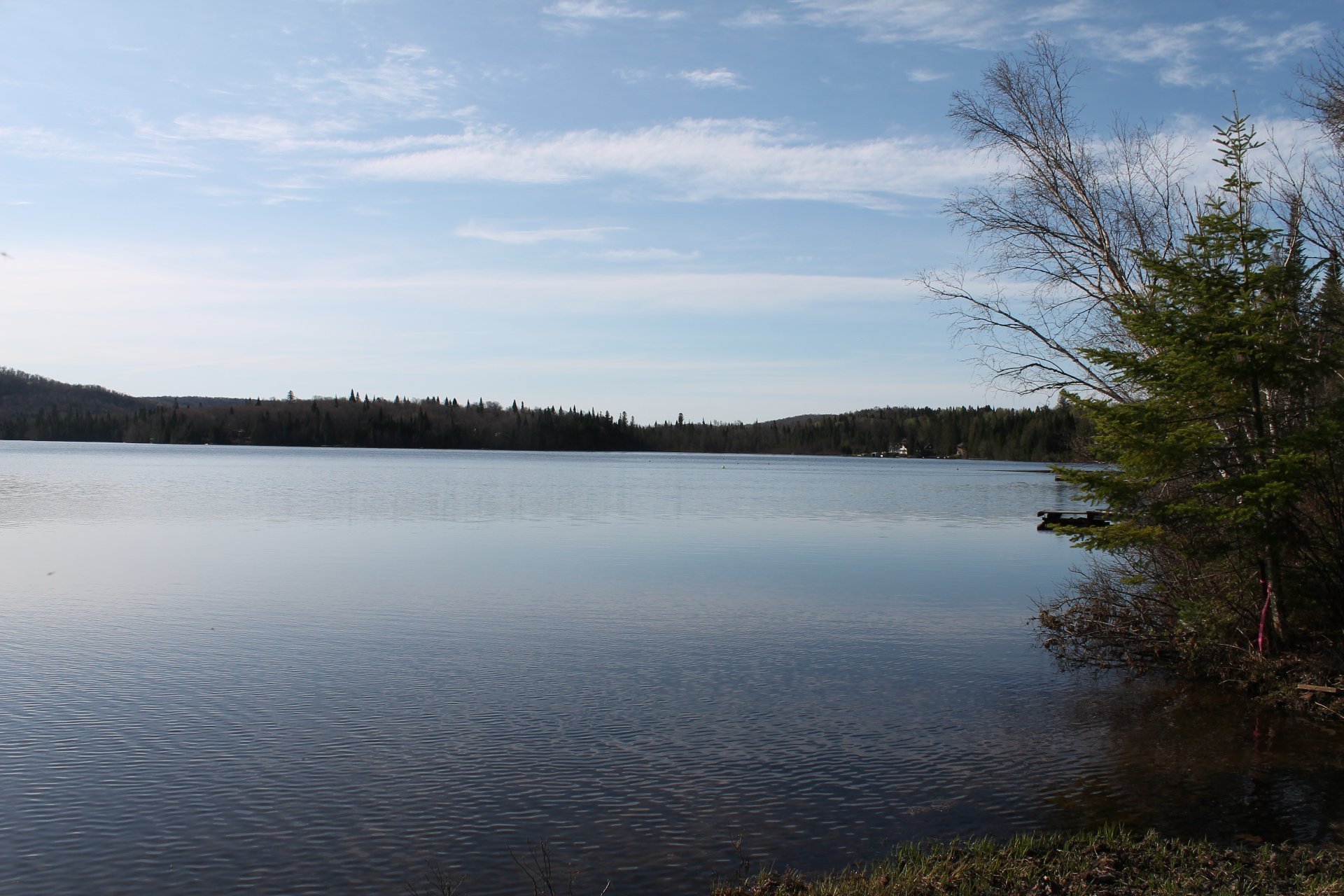Accès au plan d'eau