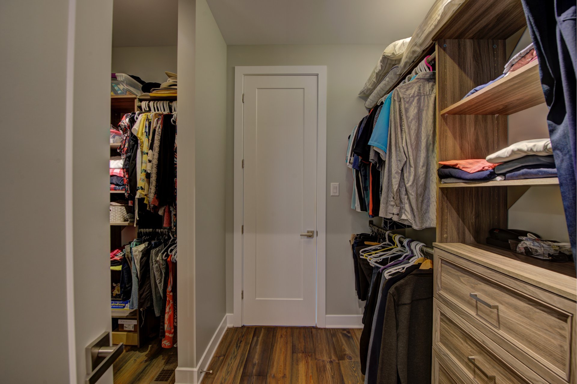 Photo - Penderie (Walk-in)