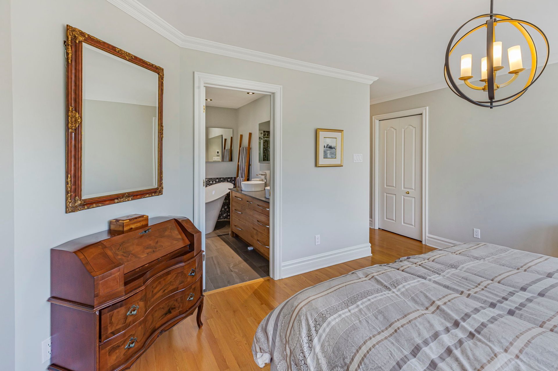 Chambre à coucher principale