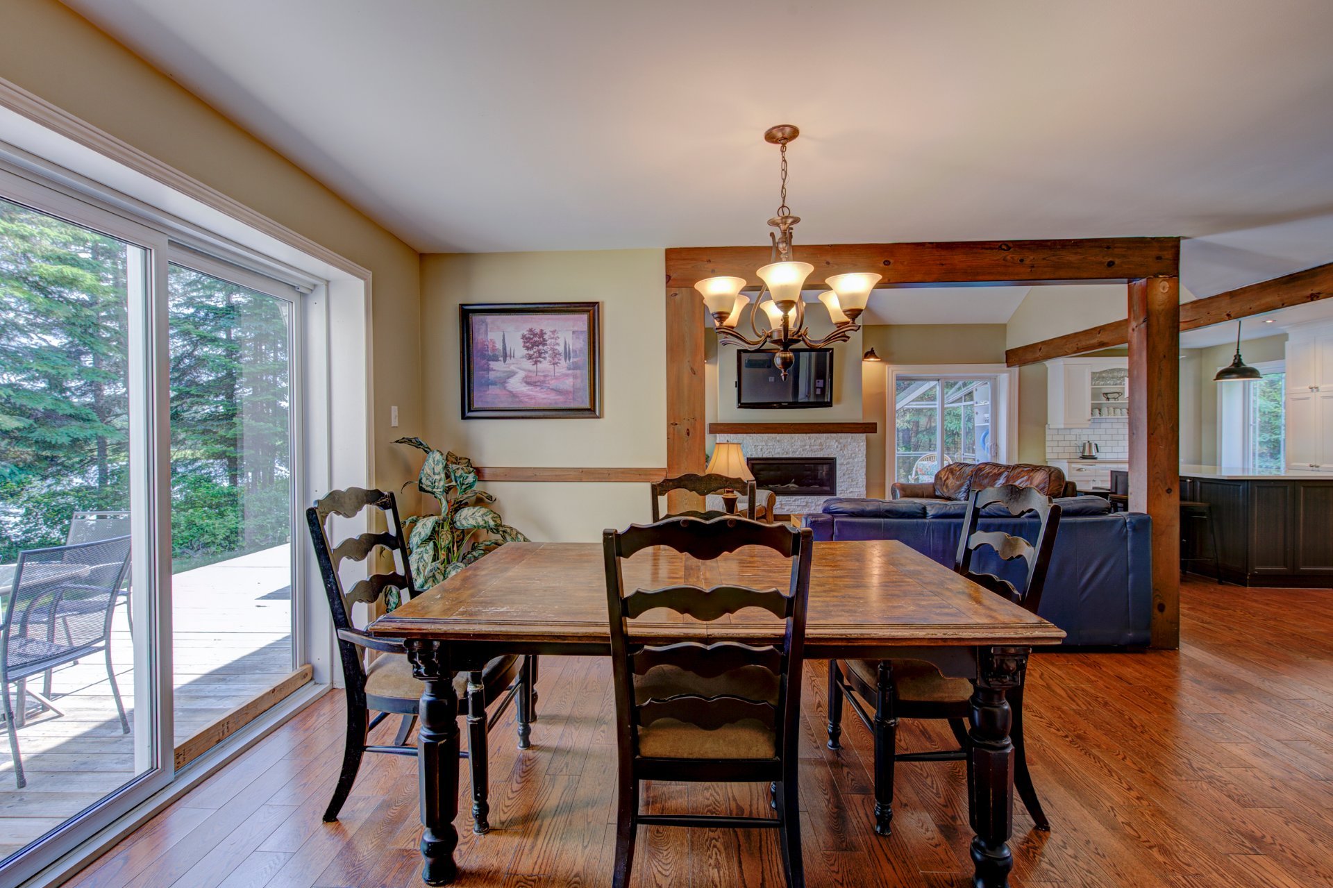 Photo - Salle à manger