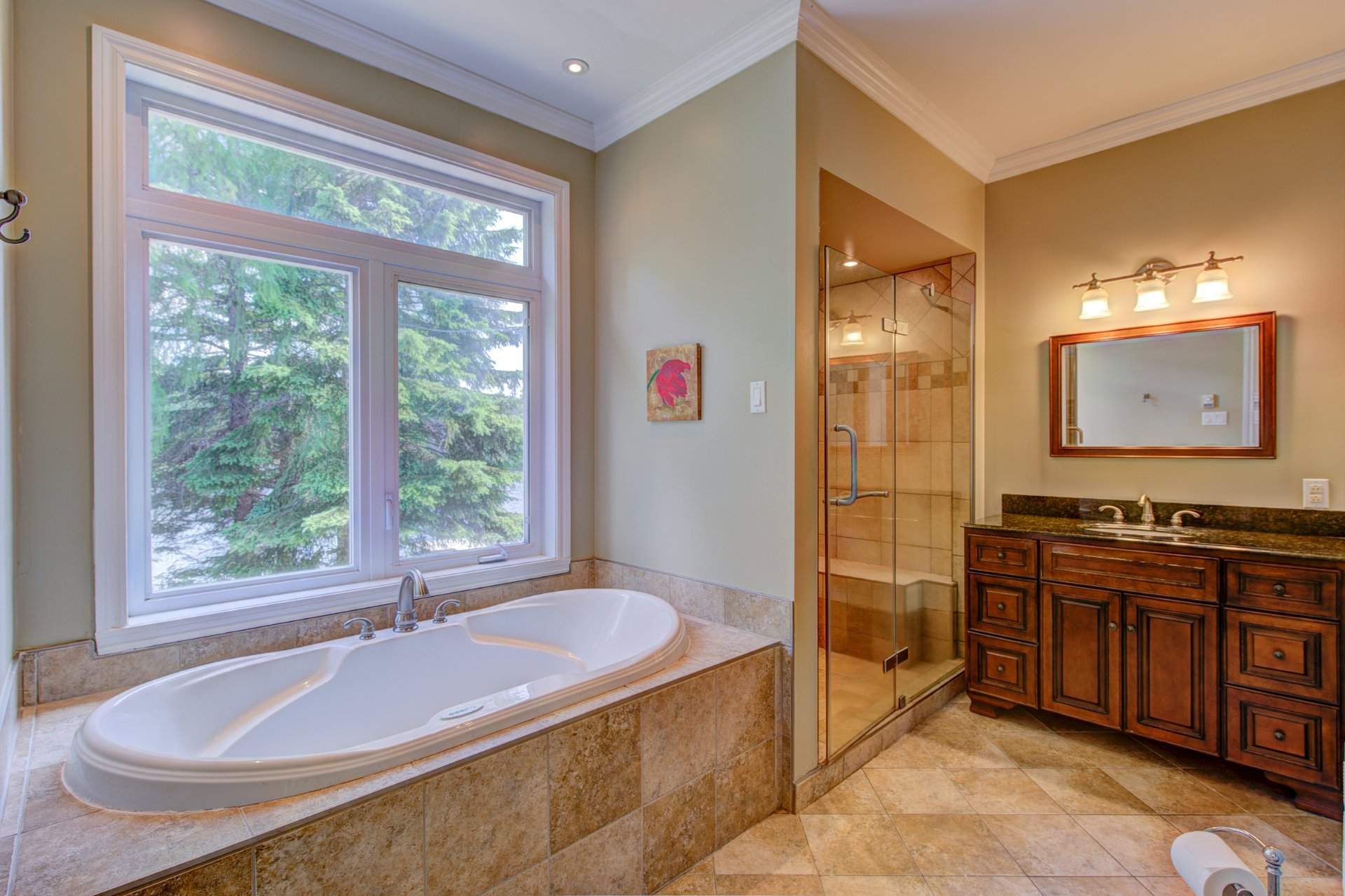 Photo - Salle de bains attenante à la CCP