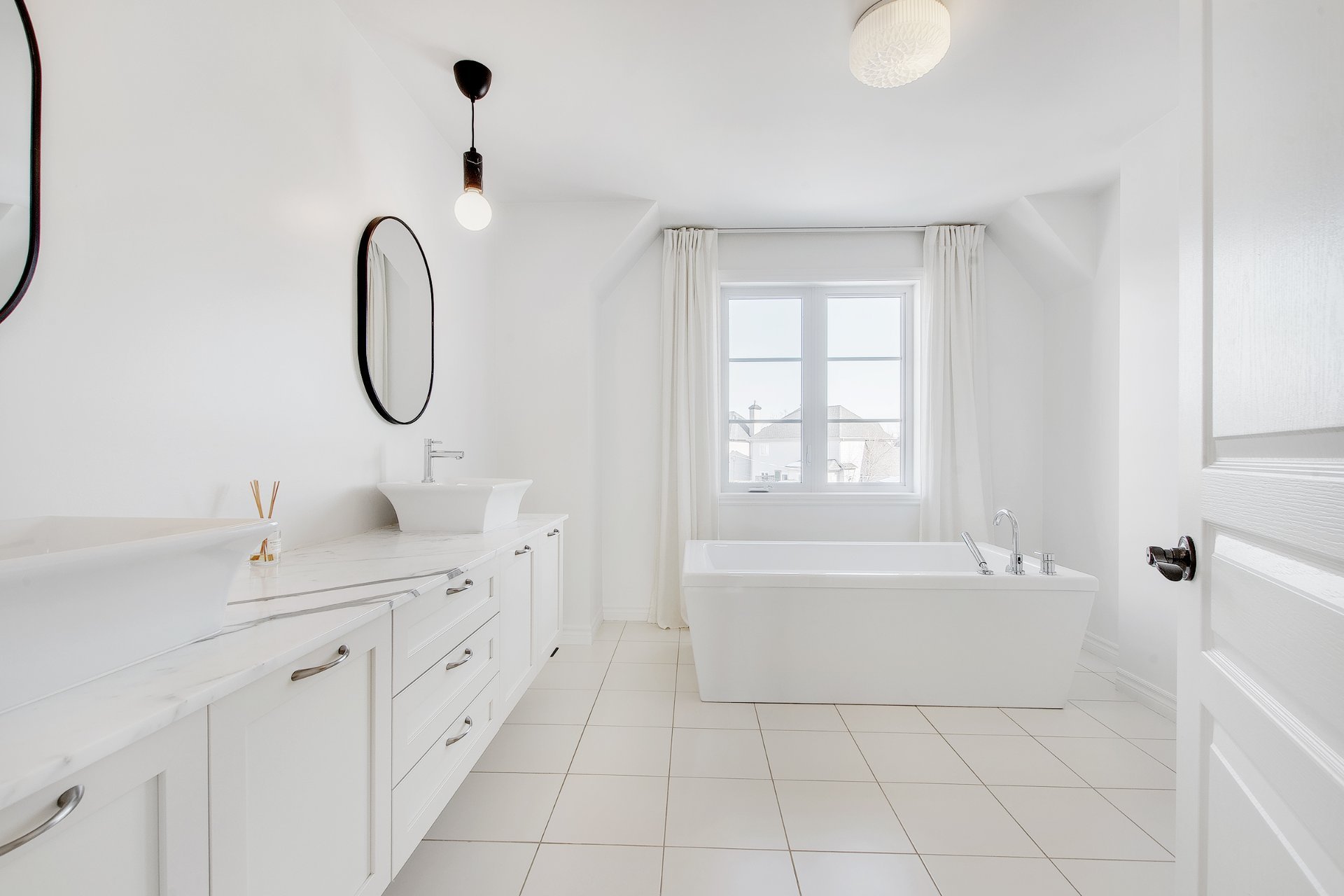 Salle de bains attenante à la CCP