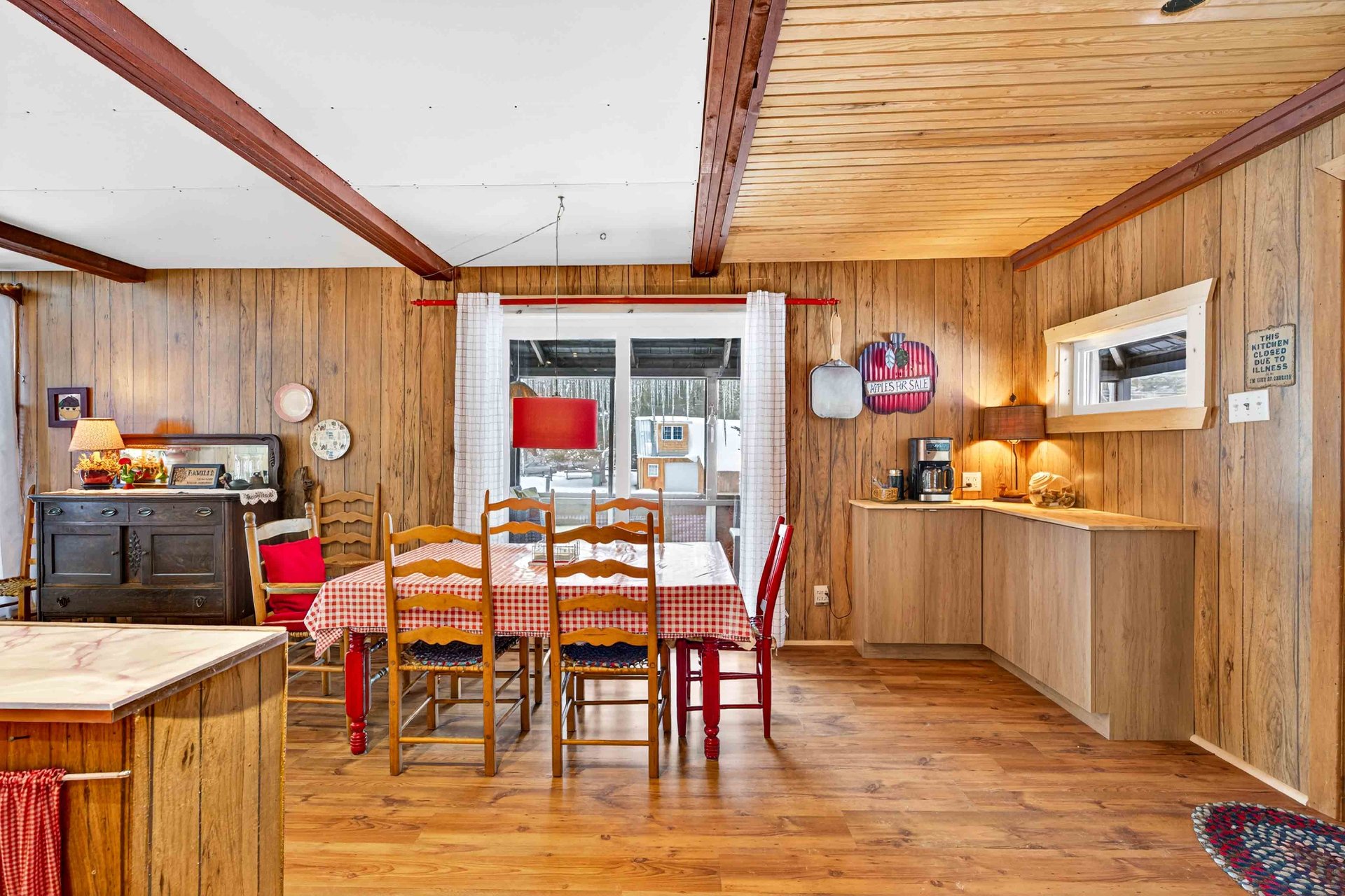 Photo - Salle à manger