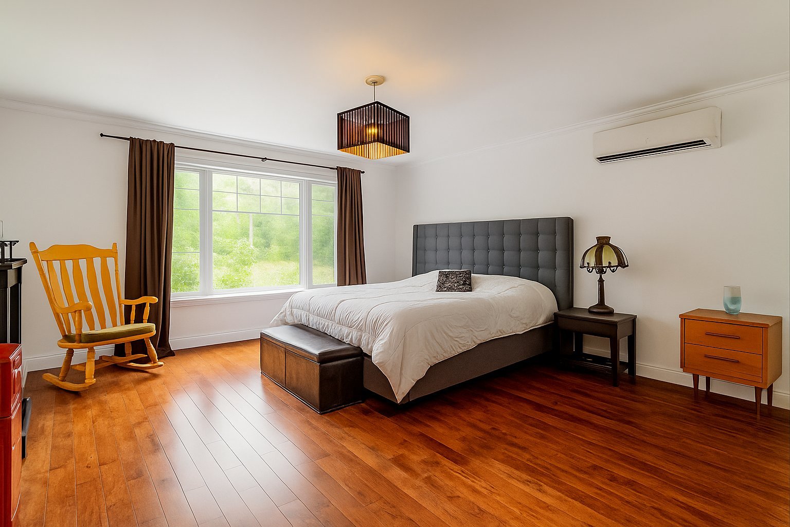 Photo - Primary bedroom