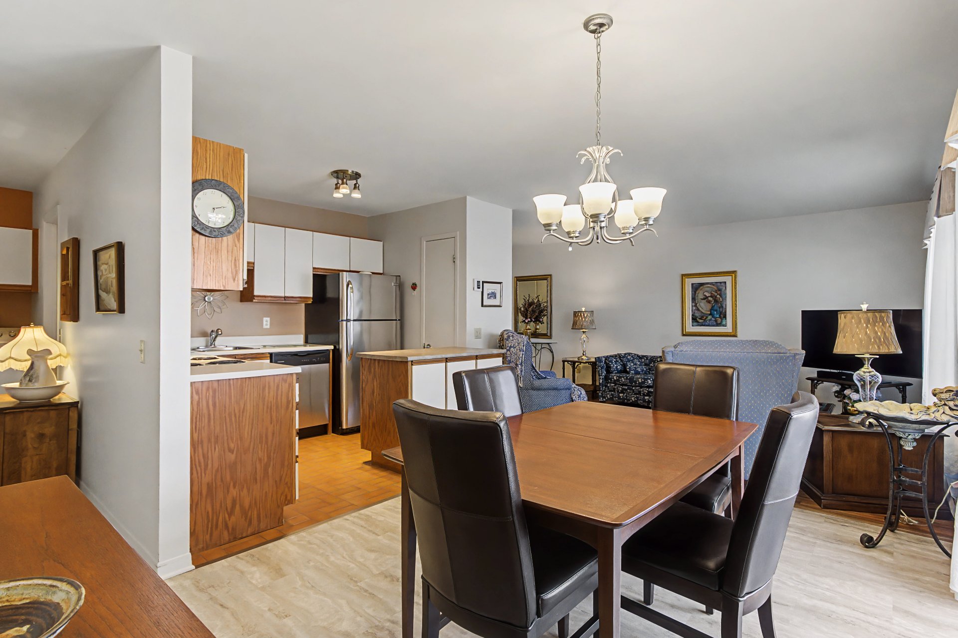 Photo - Salle à manger