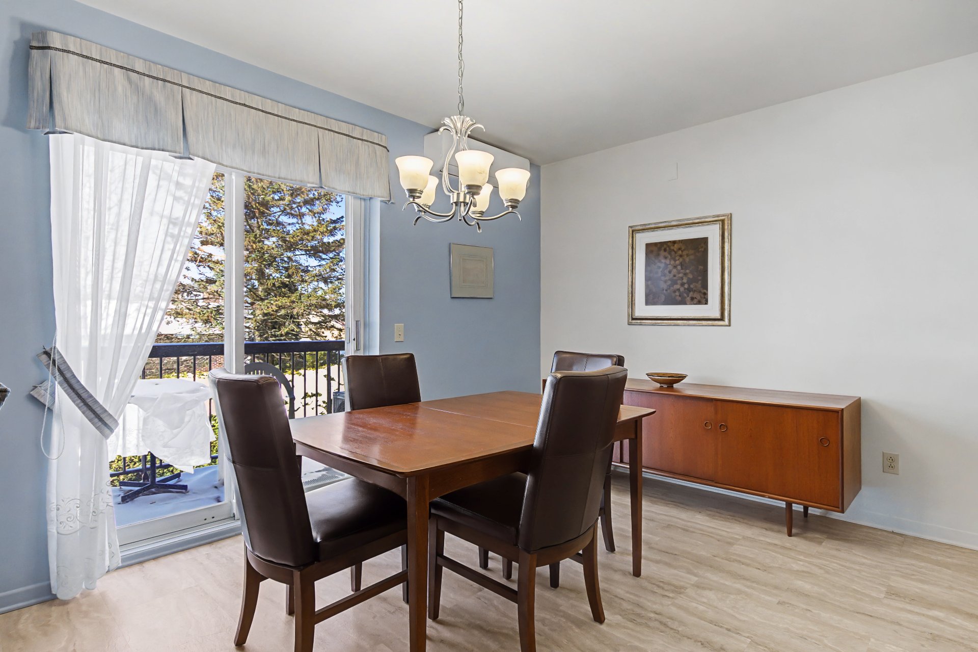 Photo - Salle à manger