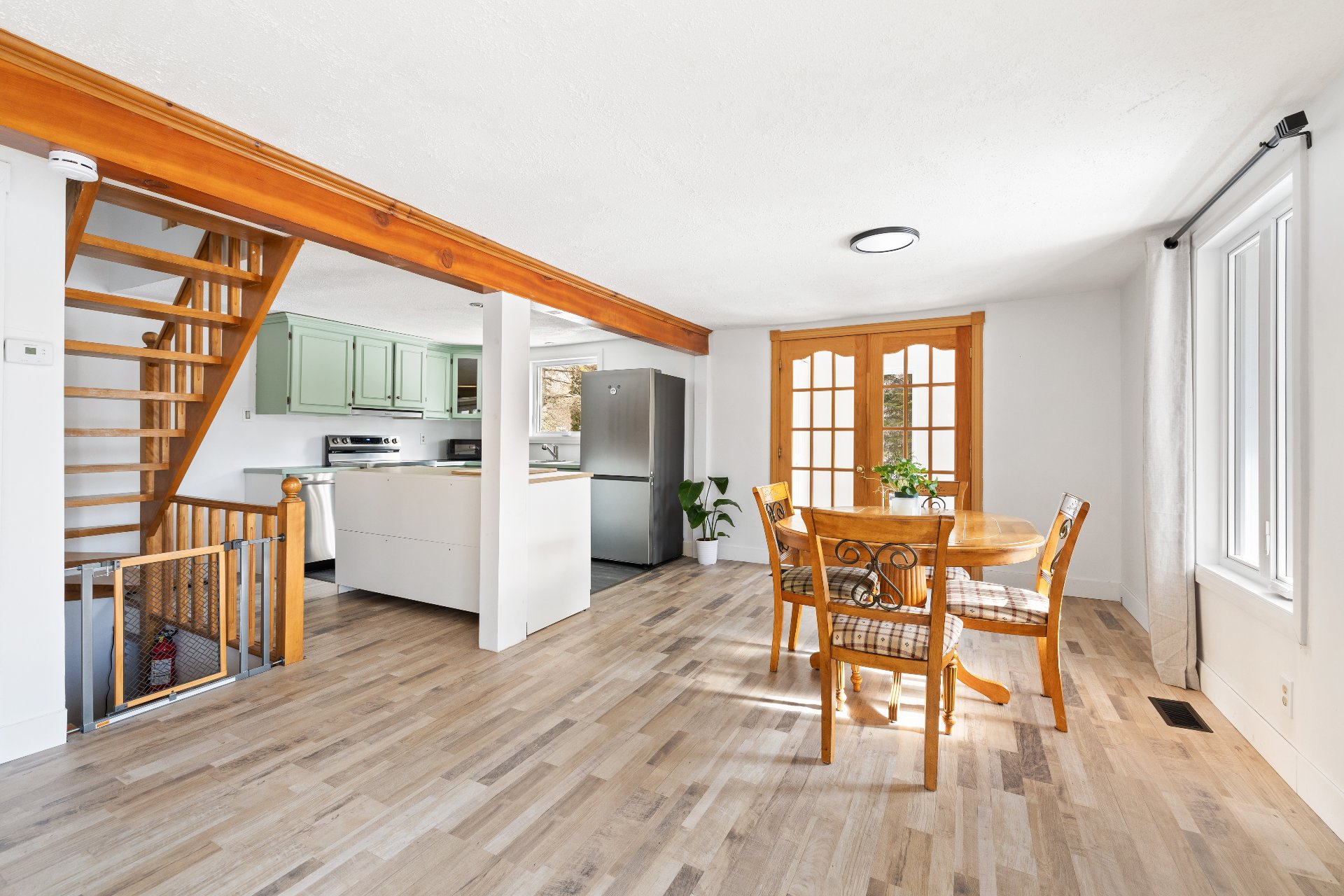 Photo - Overall View