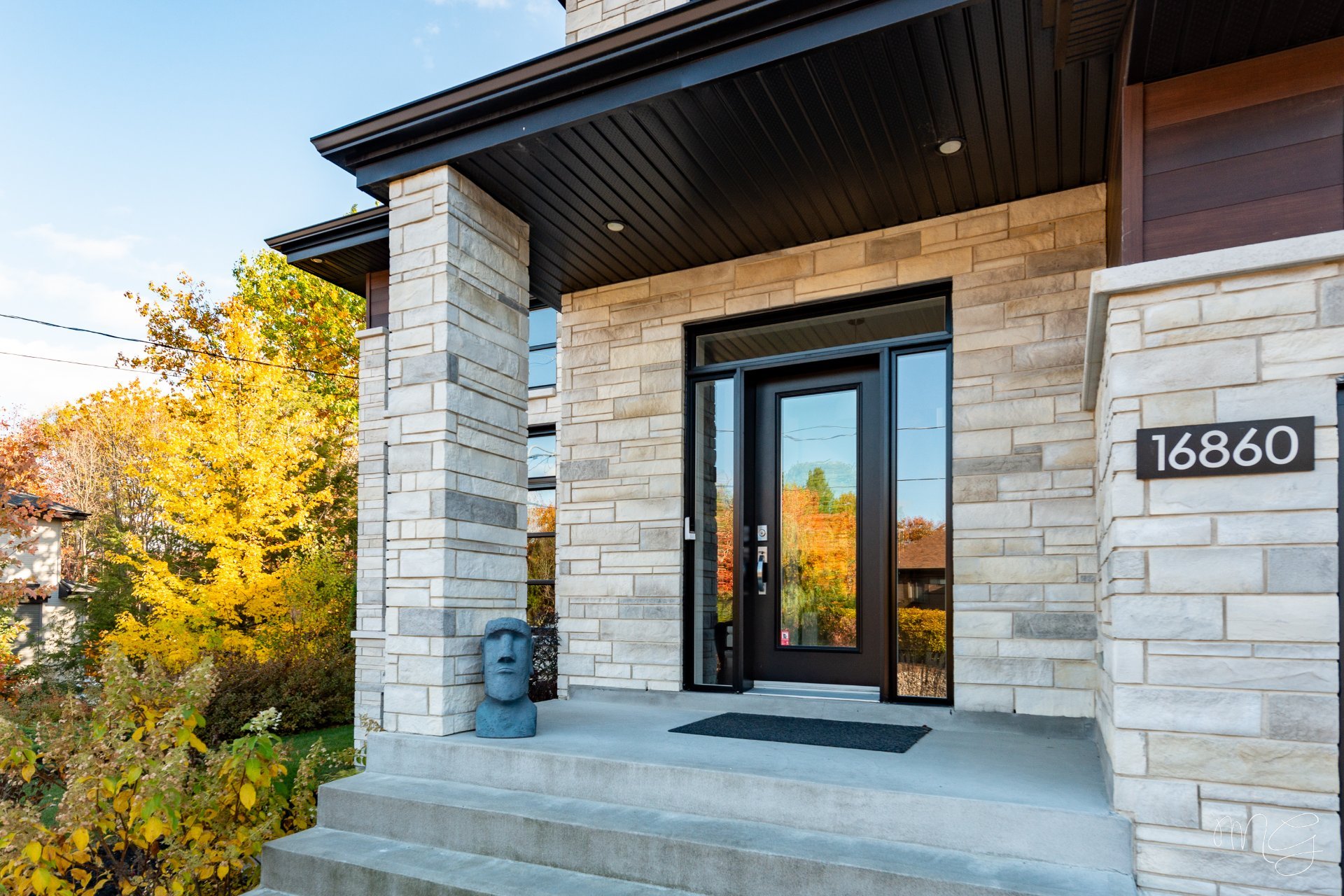 Photo - Entrée extérieure