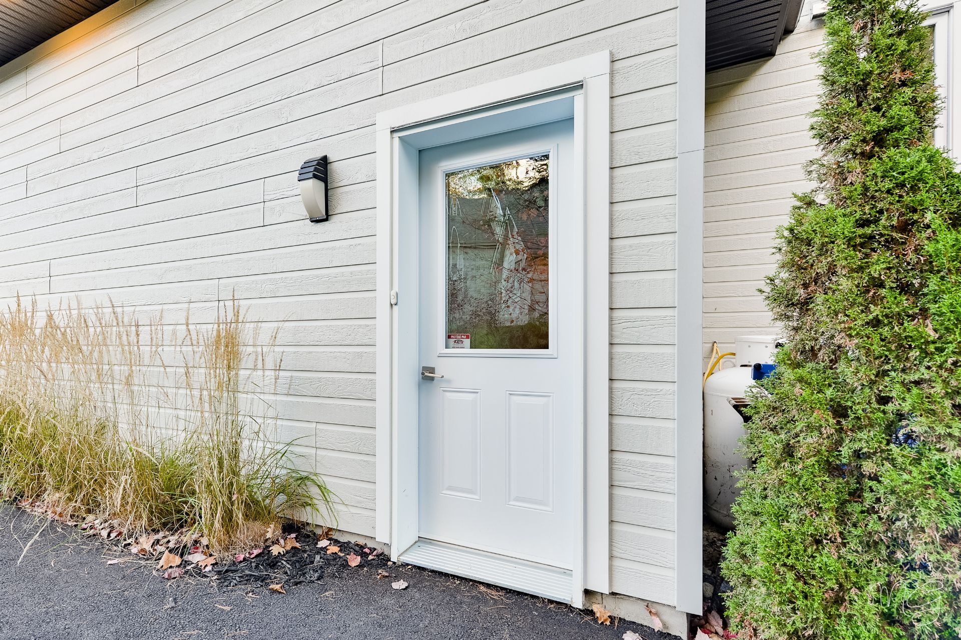 Photo - Entrée extérieure