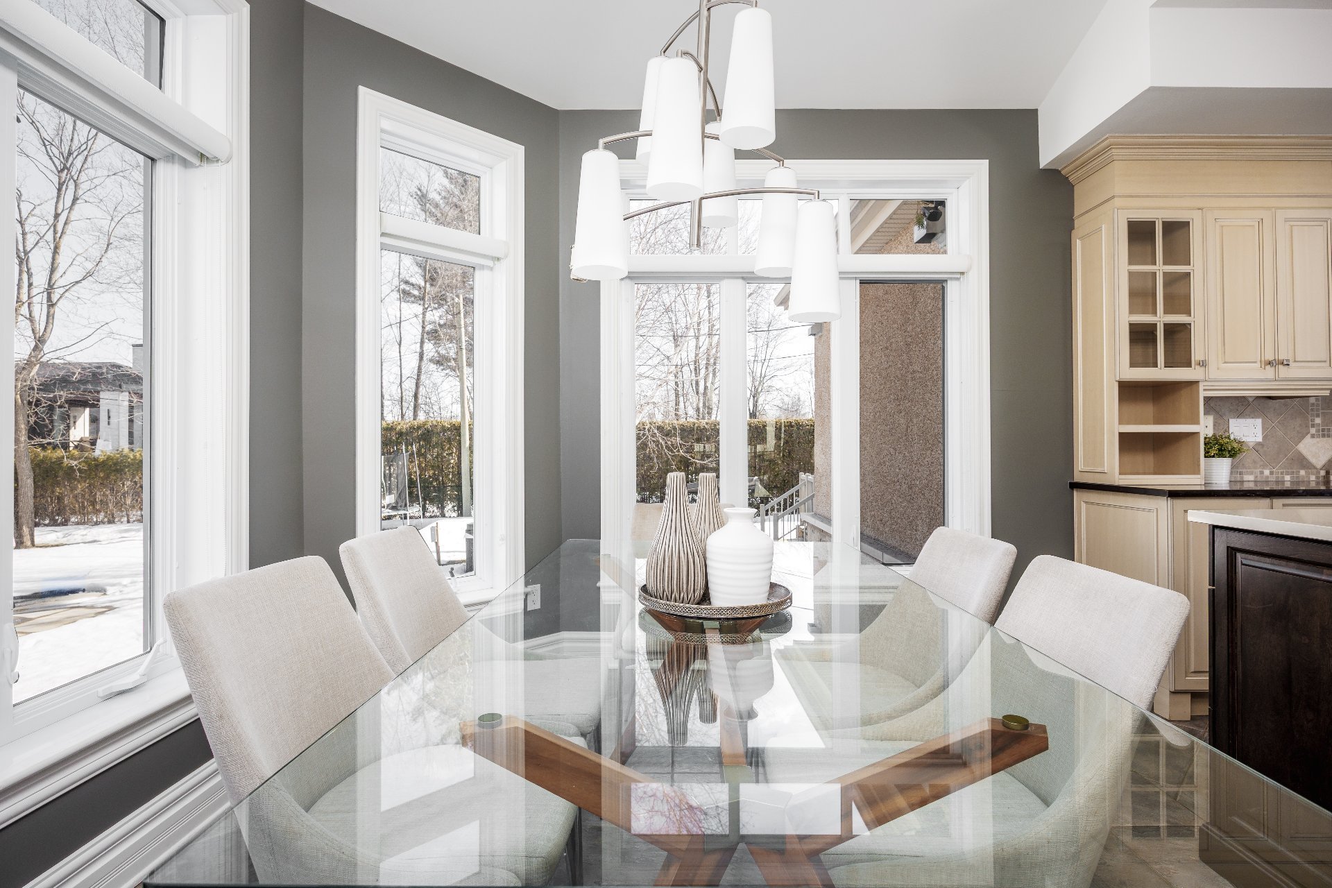 Photo - Salle à manger