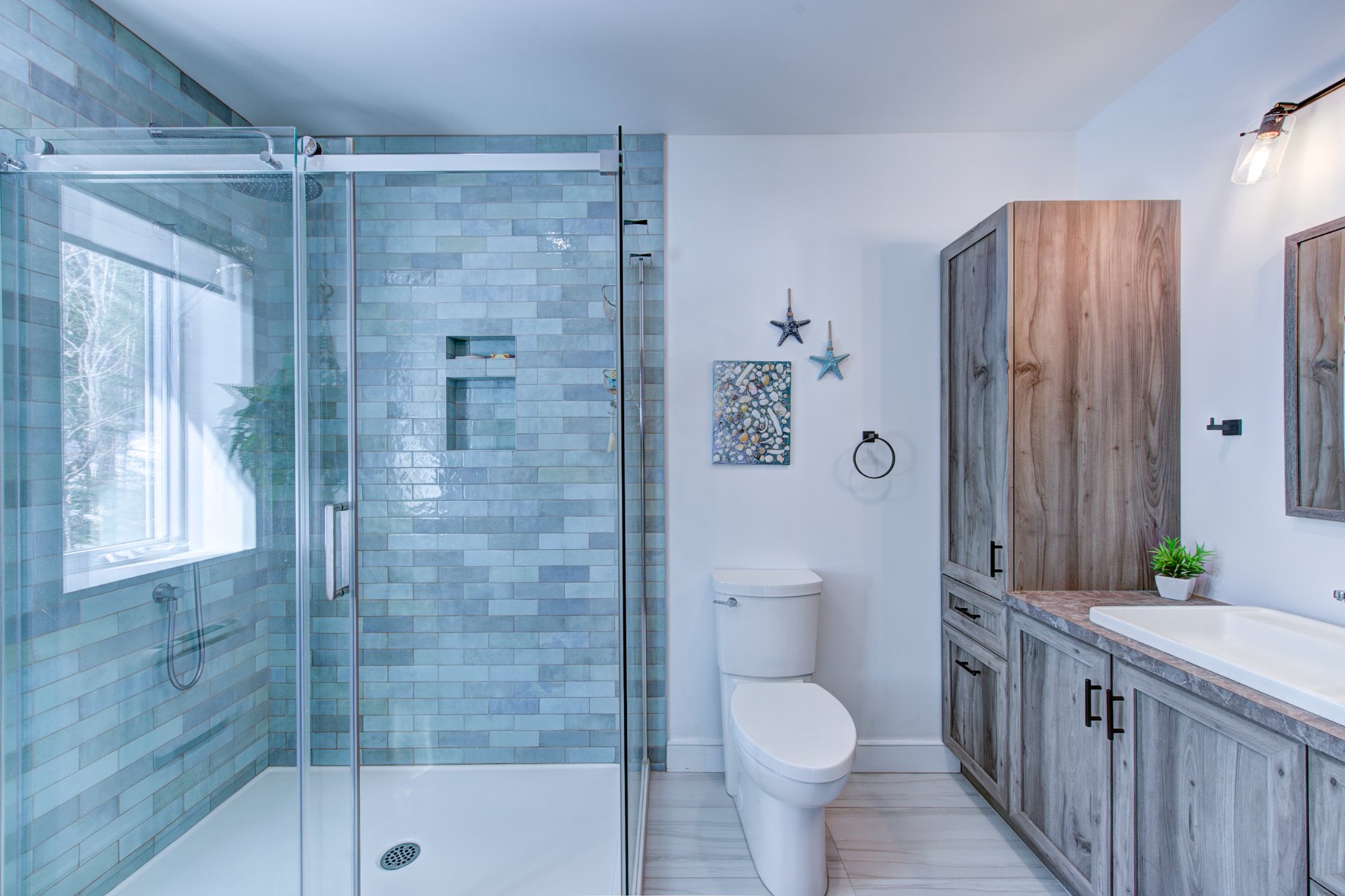 Photo - Salle de bains attenante à la CCP