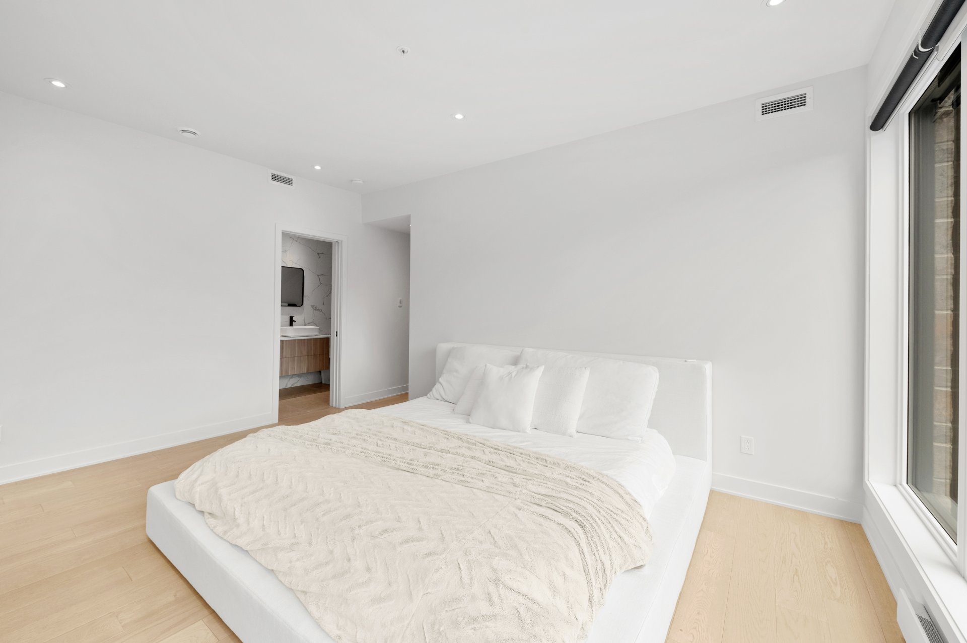 Photo - Chambre à coucher principale