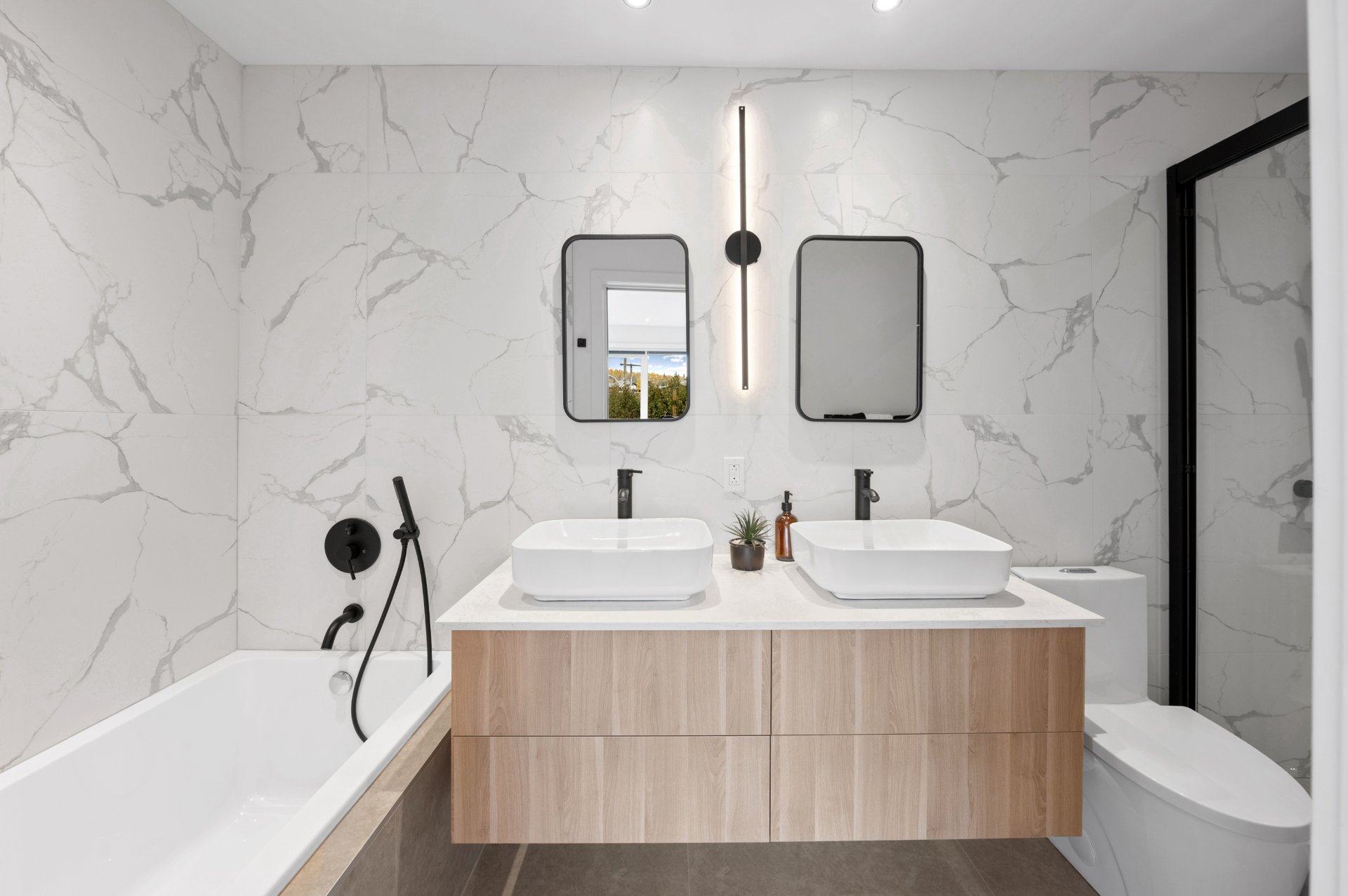 Photo - Salle de bains attenante à la CCP