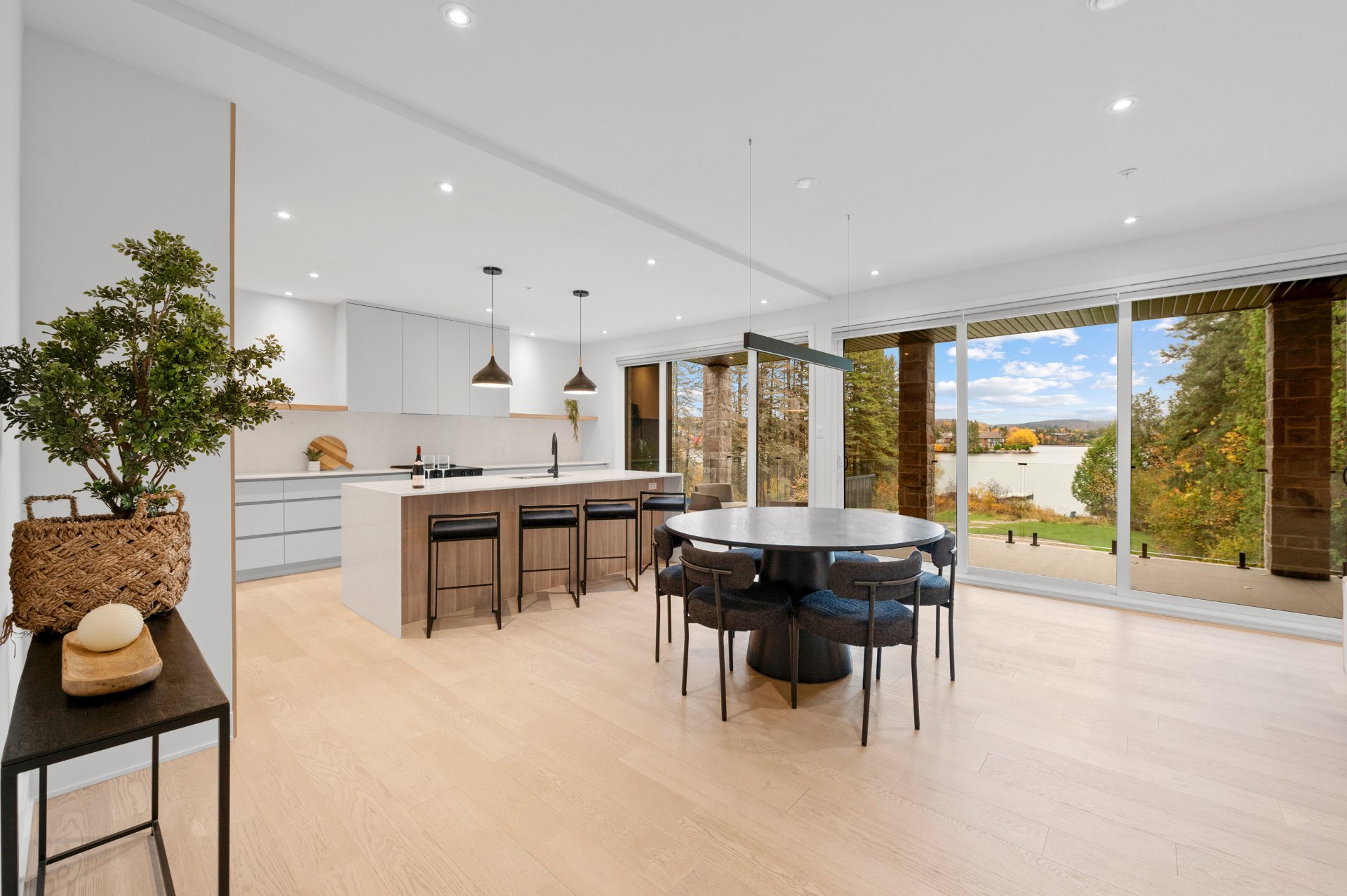 Photo - Salle à manger