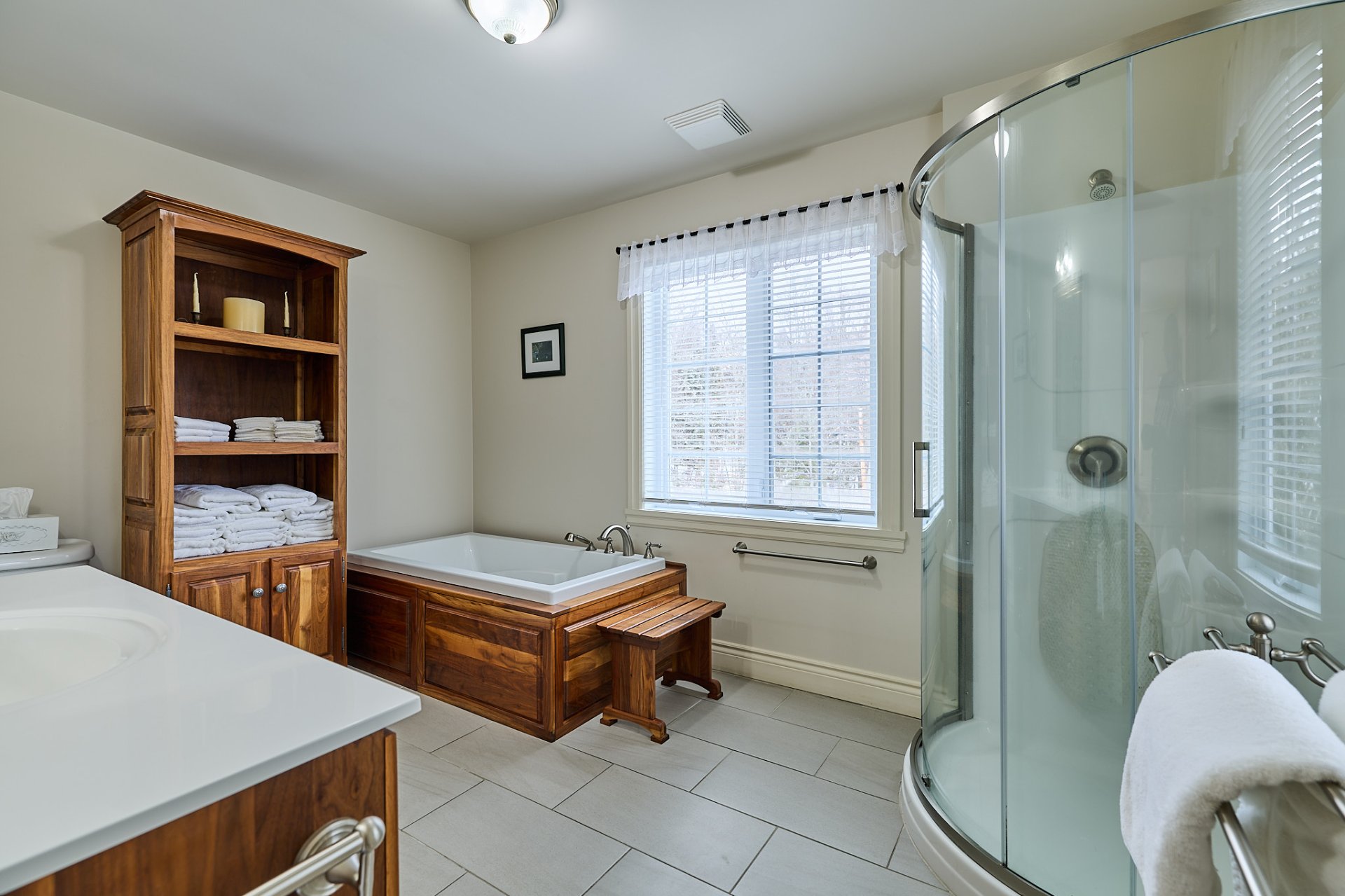 Salle de bains attenante à la CCP