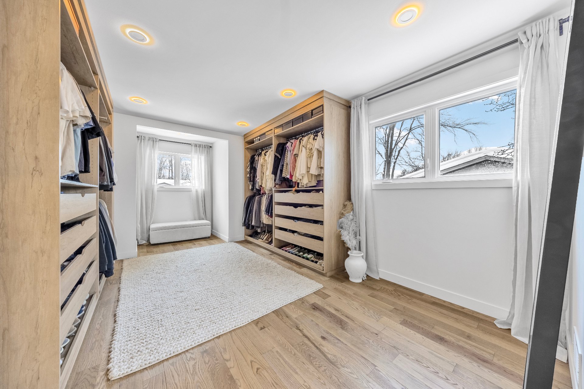 Photo - Penderie (Walk-in)