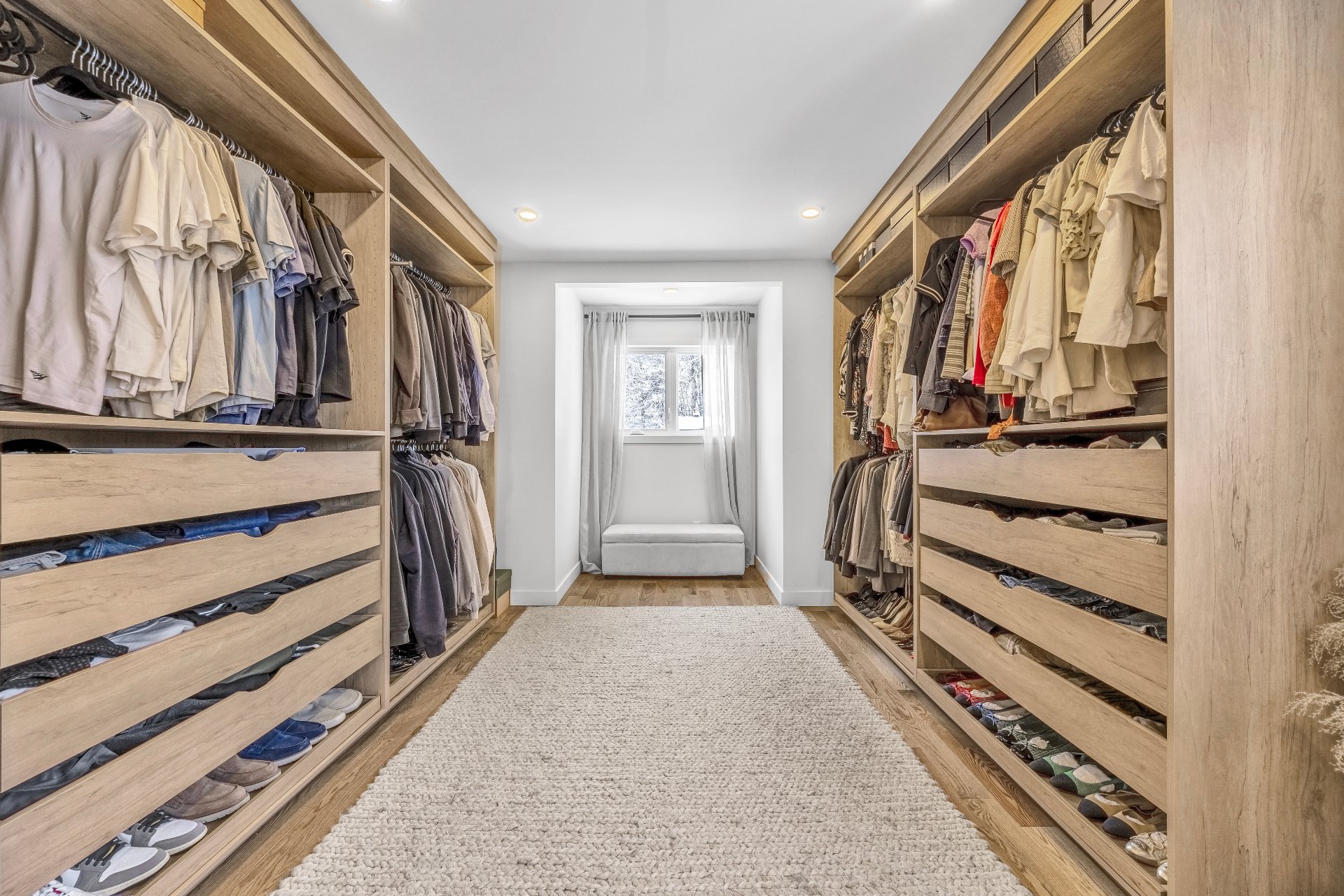 Photo - Penderie (Walk-in)