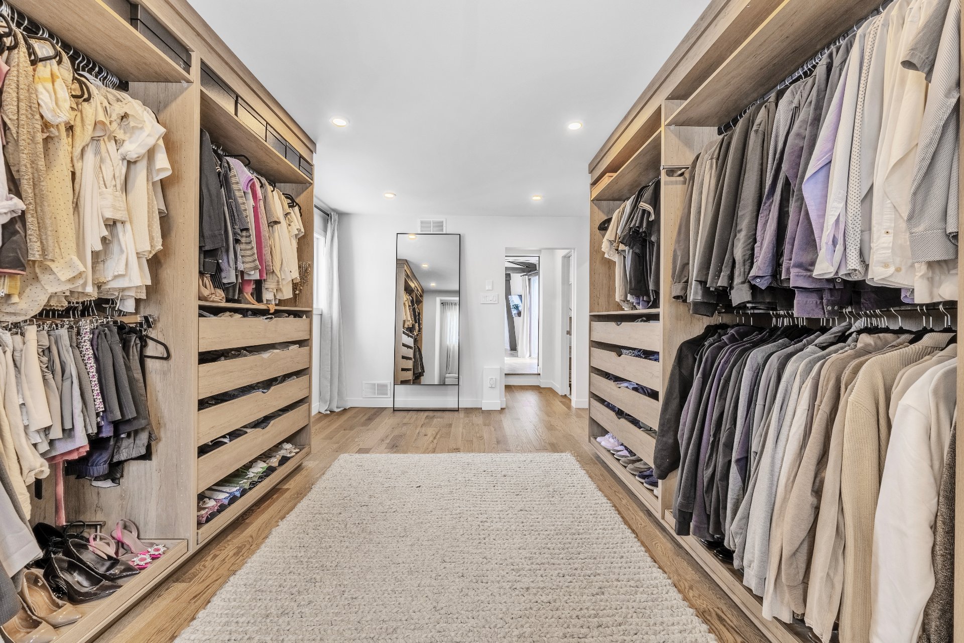 Photo - Penderie (Walk-in)