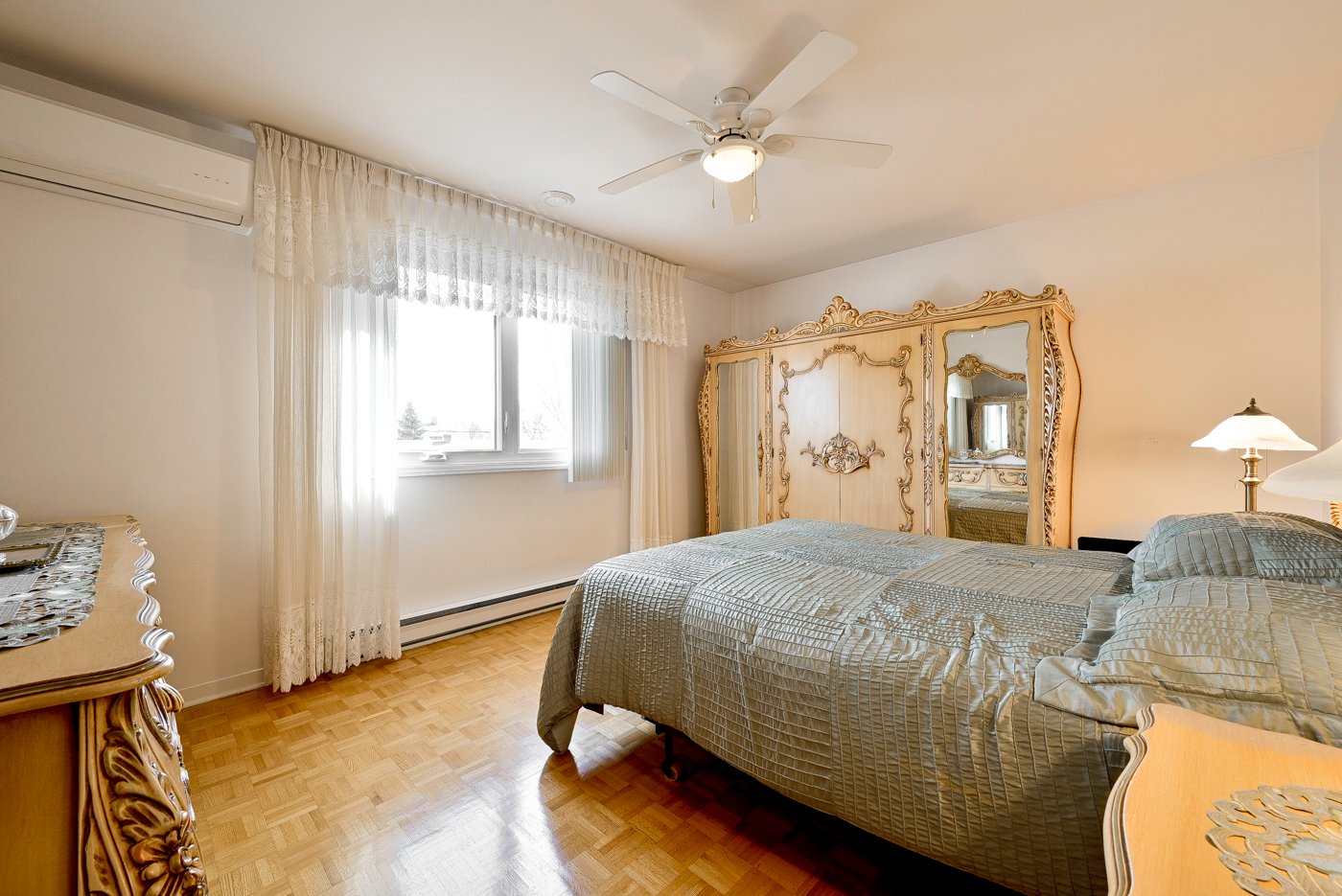 Chambre à coucher principale