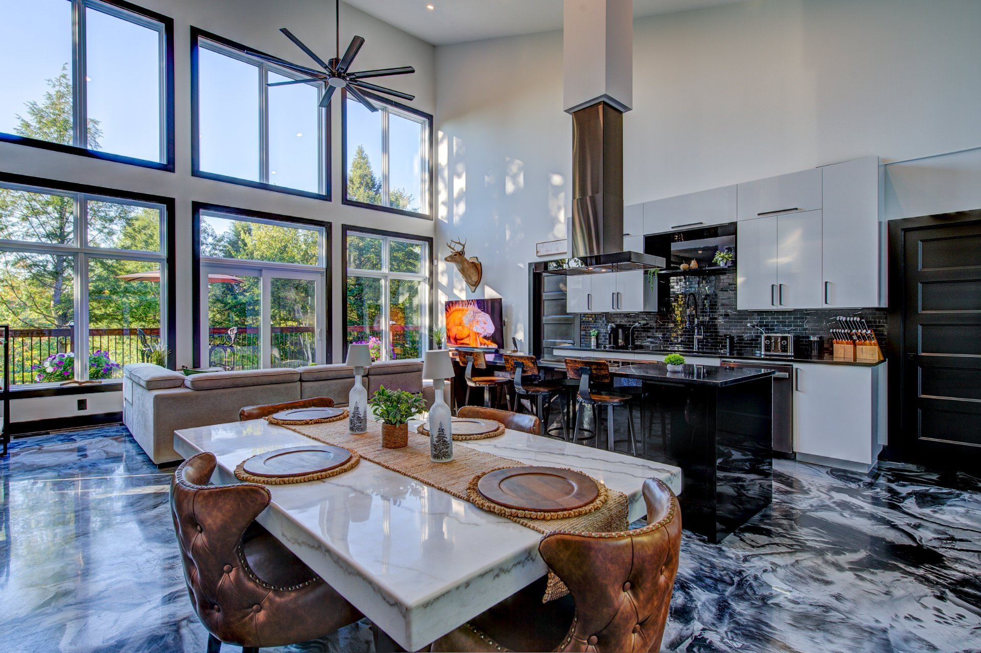 Photo - Overall View