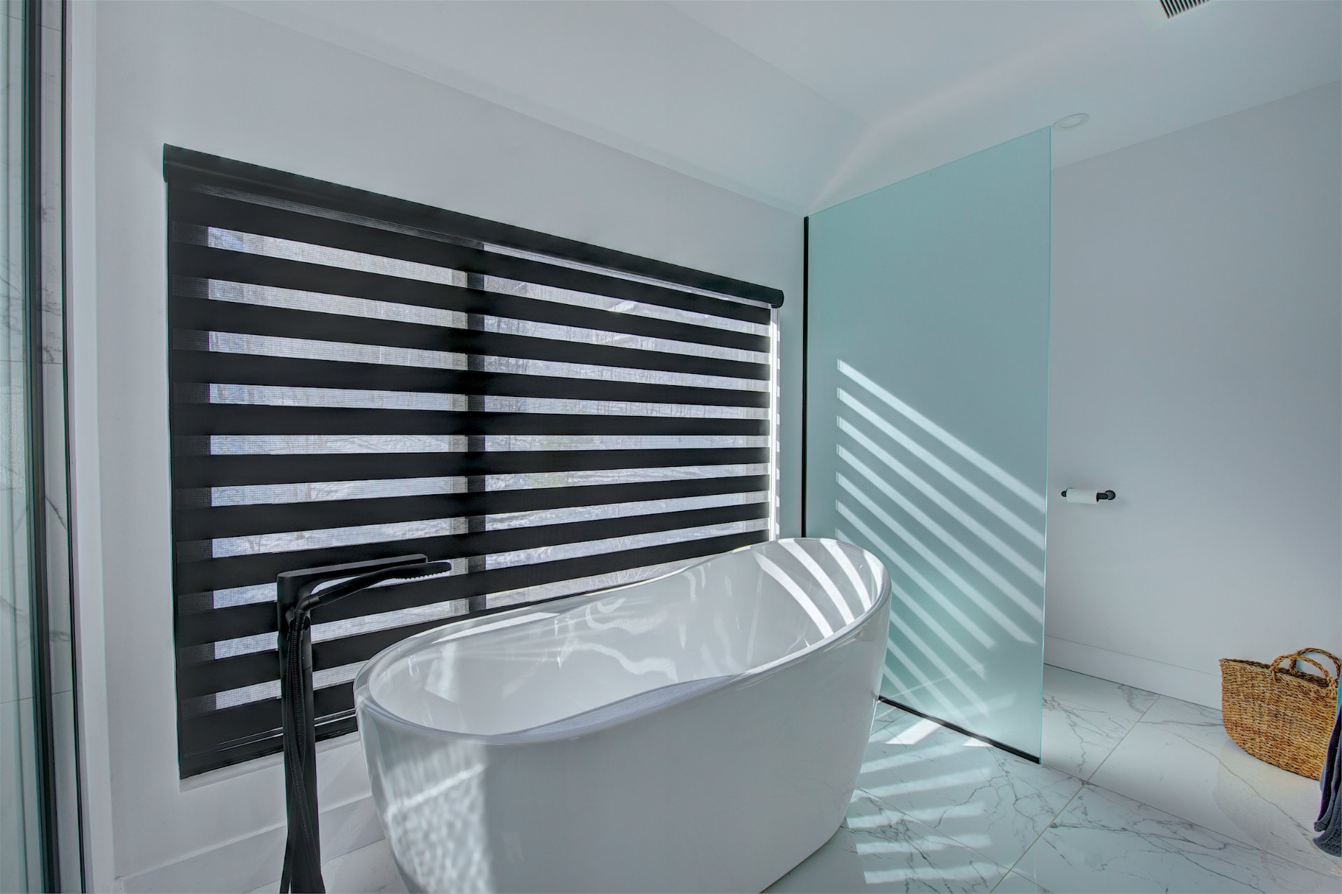 Photo - Salle de bains attenante à la CCP