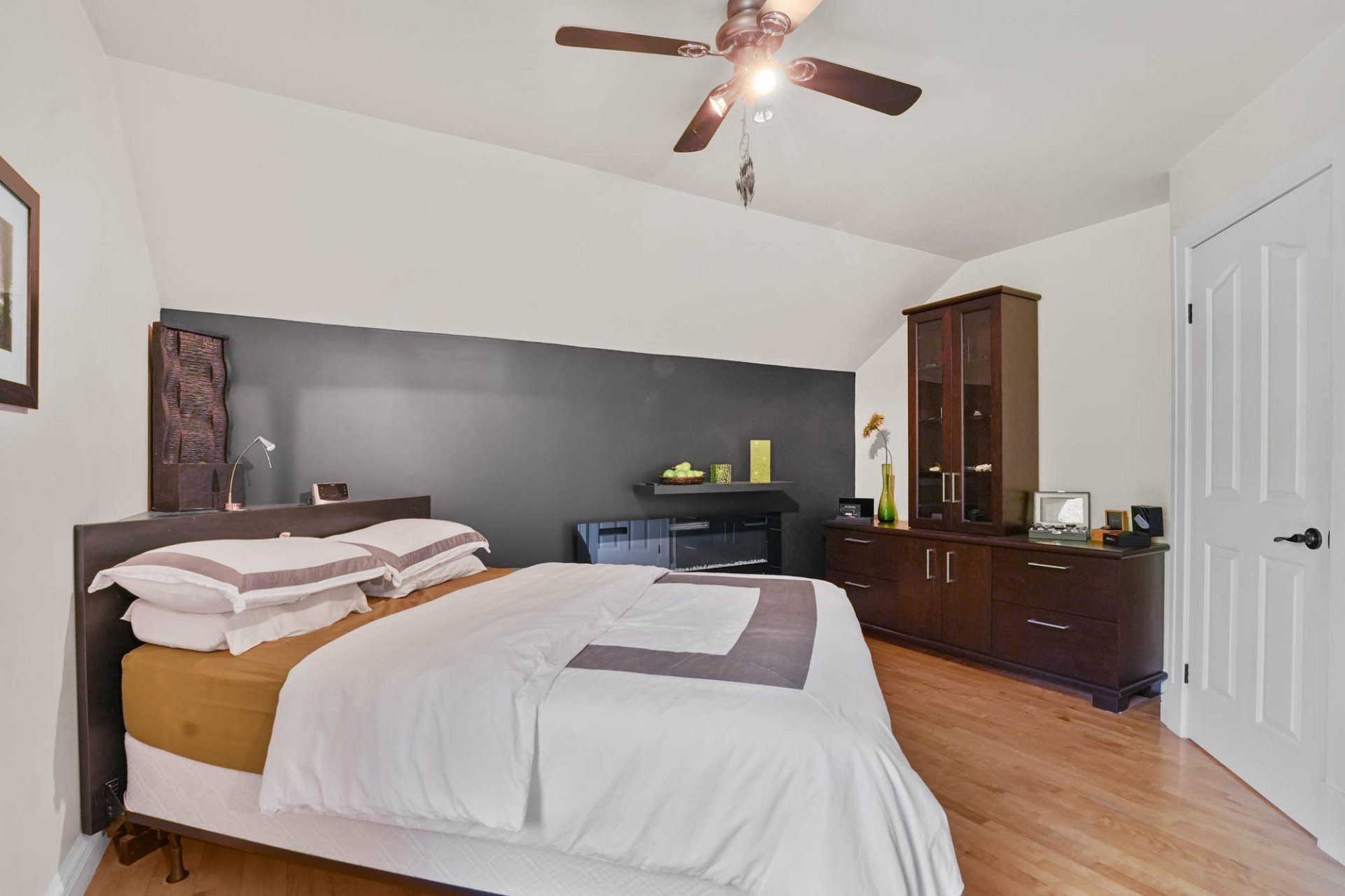 Photo - Primary bedroom