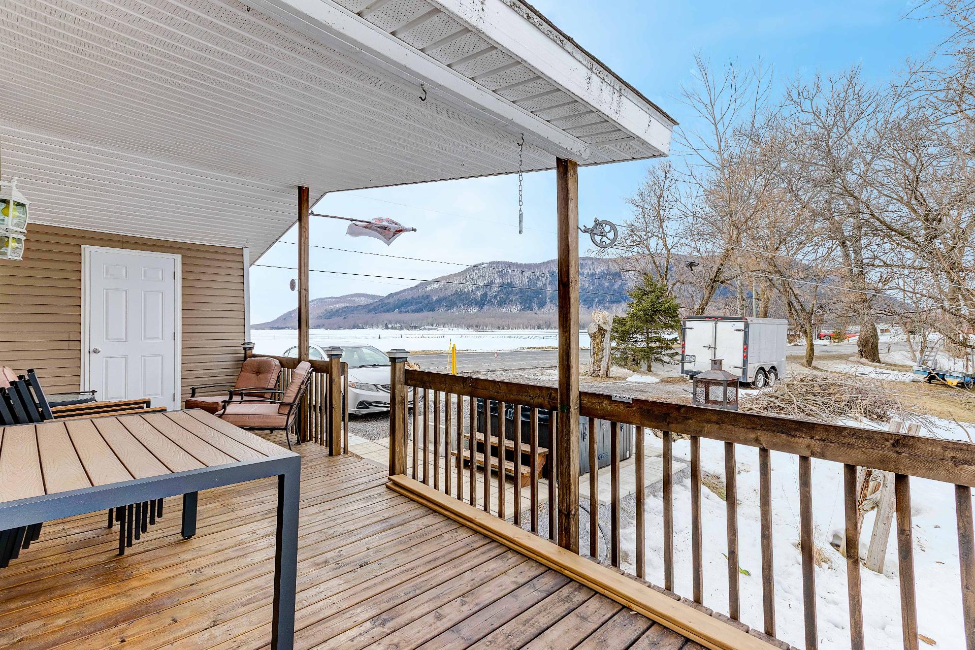 Photo - Overall View